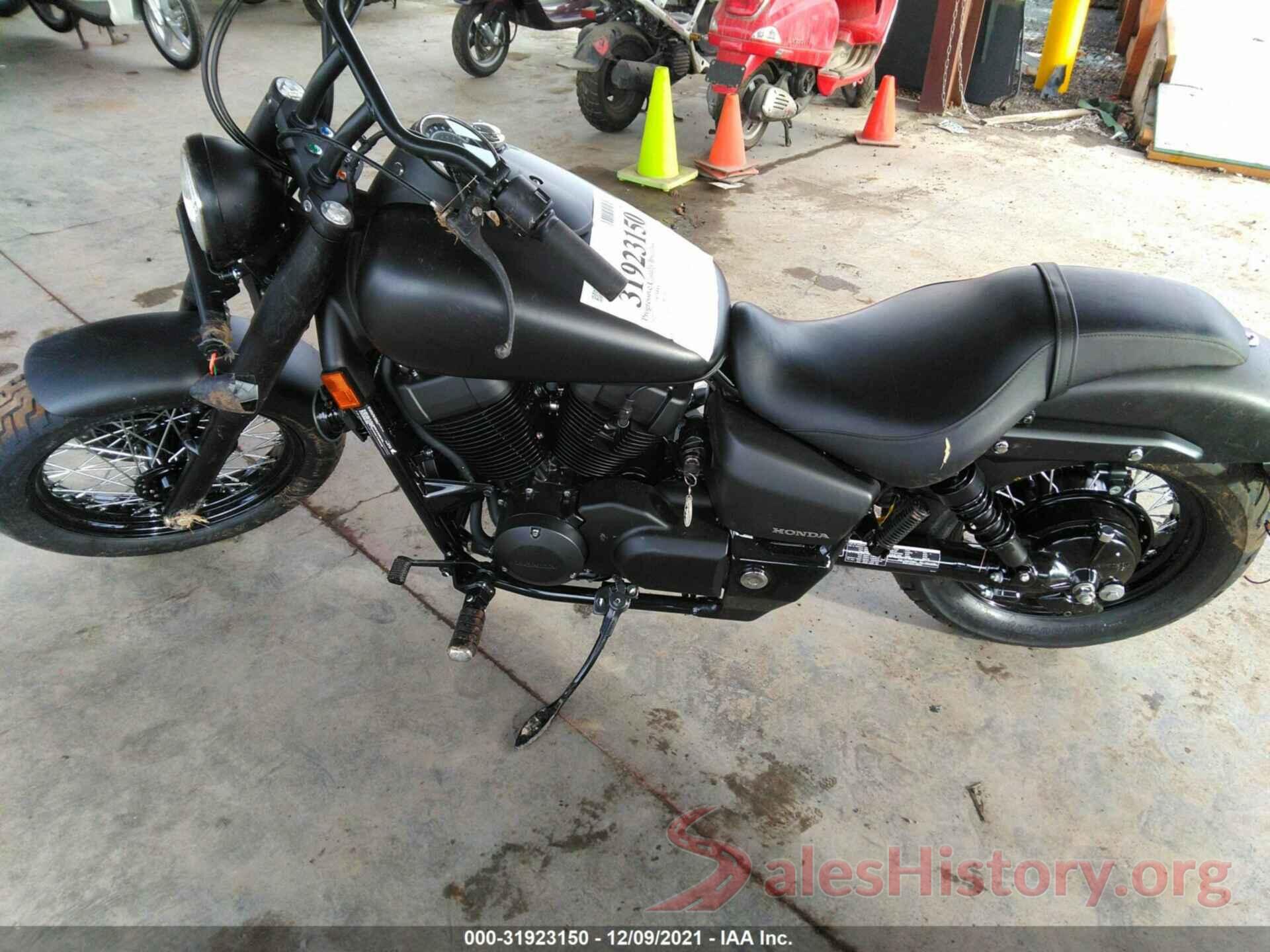 JH2RC5377NK200218 2022 HONDA VT750