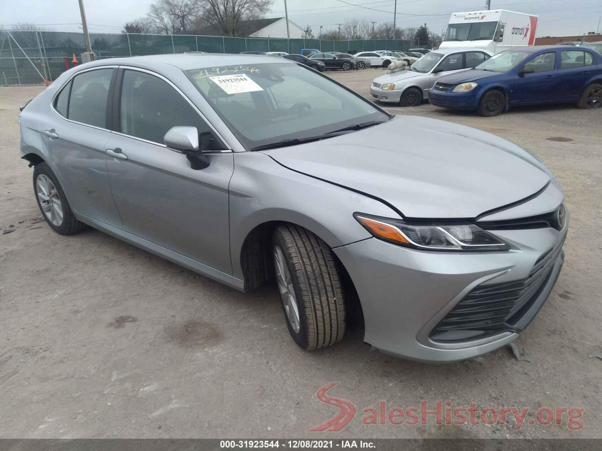 4T1R11BK1MU024813 2021 TOYOTA CAMRY