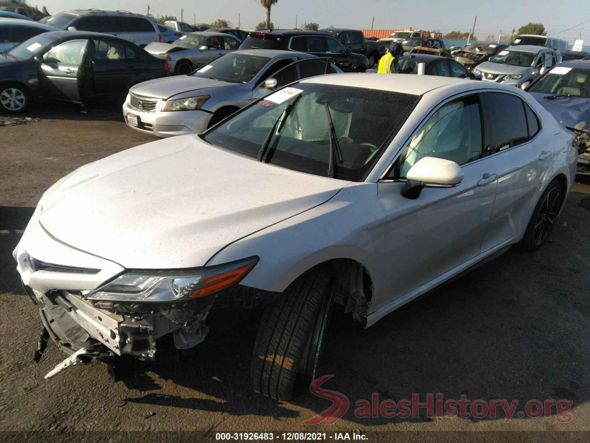 4T1B61HK9JU089544 2018 TOYOTA CAMRY