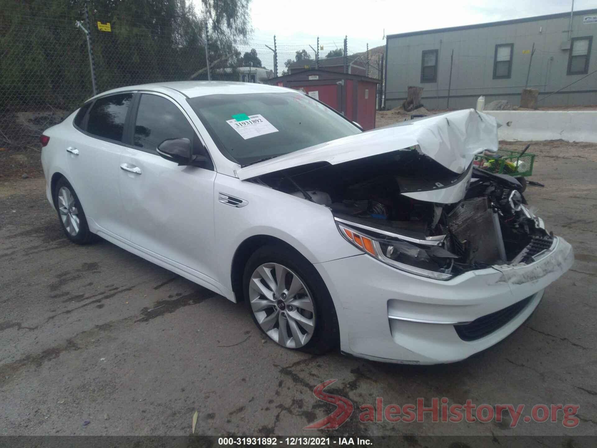 5XXGT4L33JG264090 2018 KIA OPTIMA