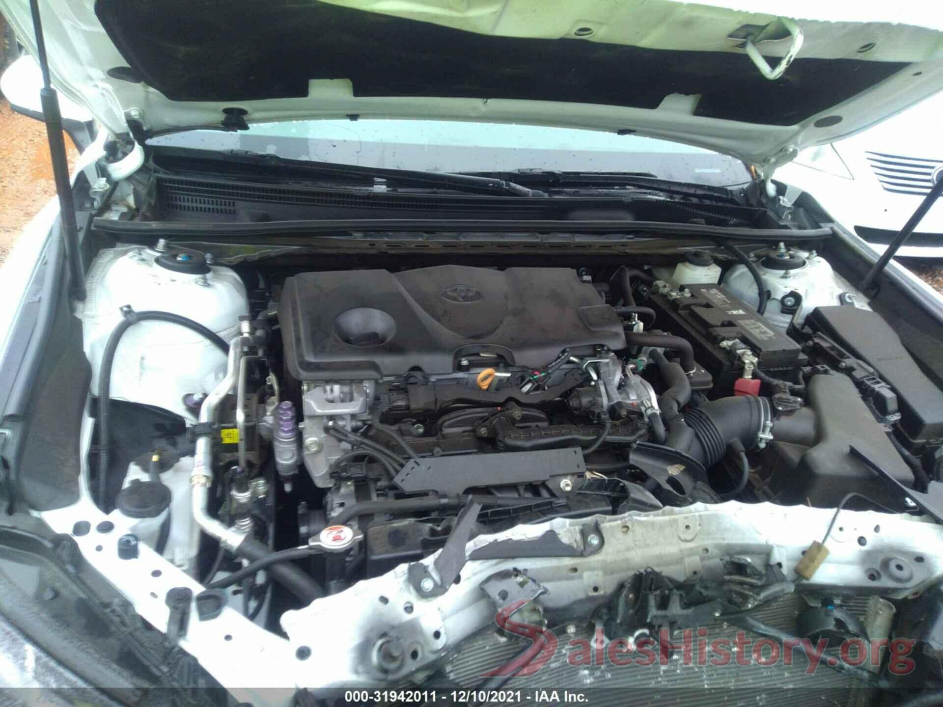 4T1B11HK2JU091232 2018 TOYOTA CAMRY