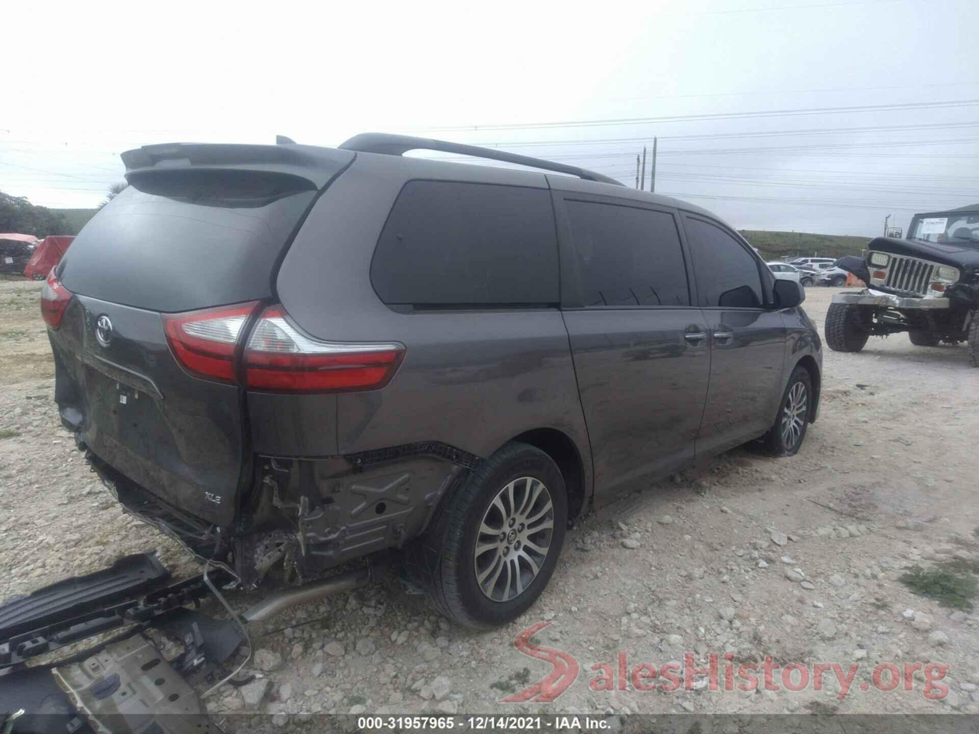 5TDYZ3DC2KS980118 2019 TOYOTA SIENNA