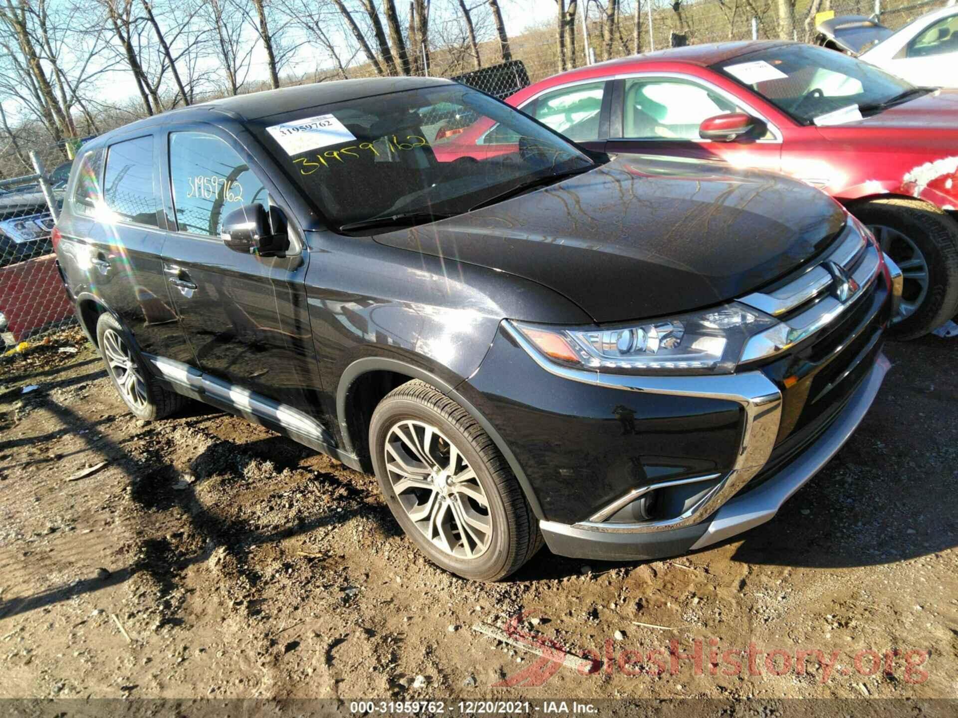 JA4AZ3A3XJZ004200 2018 MITSUBISHI OUTLANDER