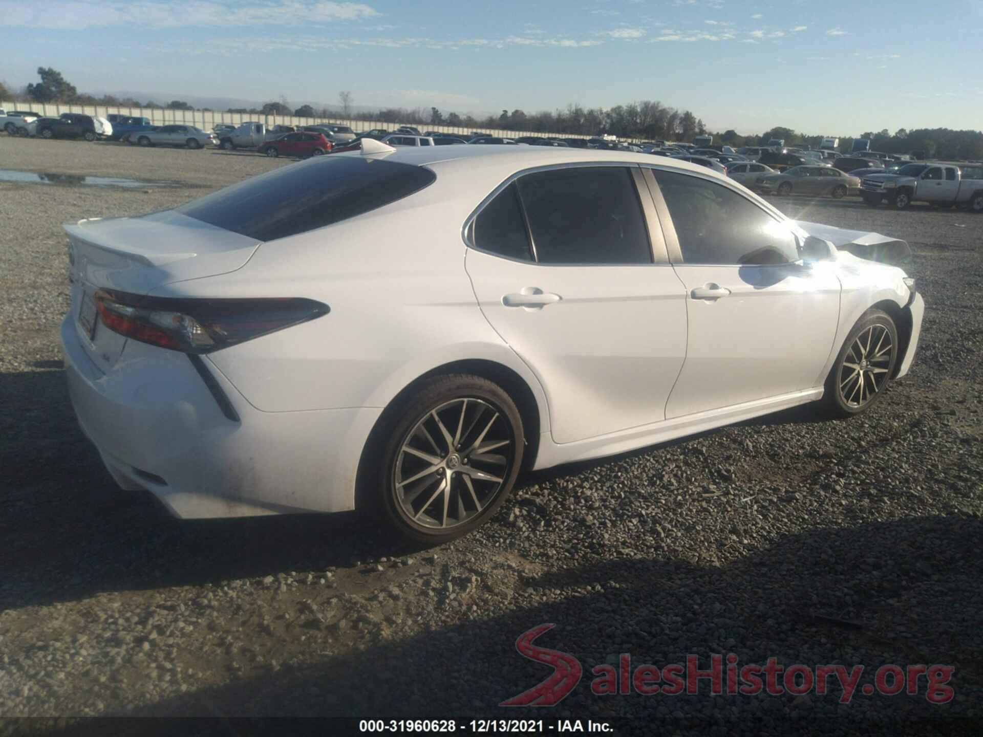 4T1G11AK0MU487955 2021 TOYOTA CAMRY