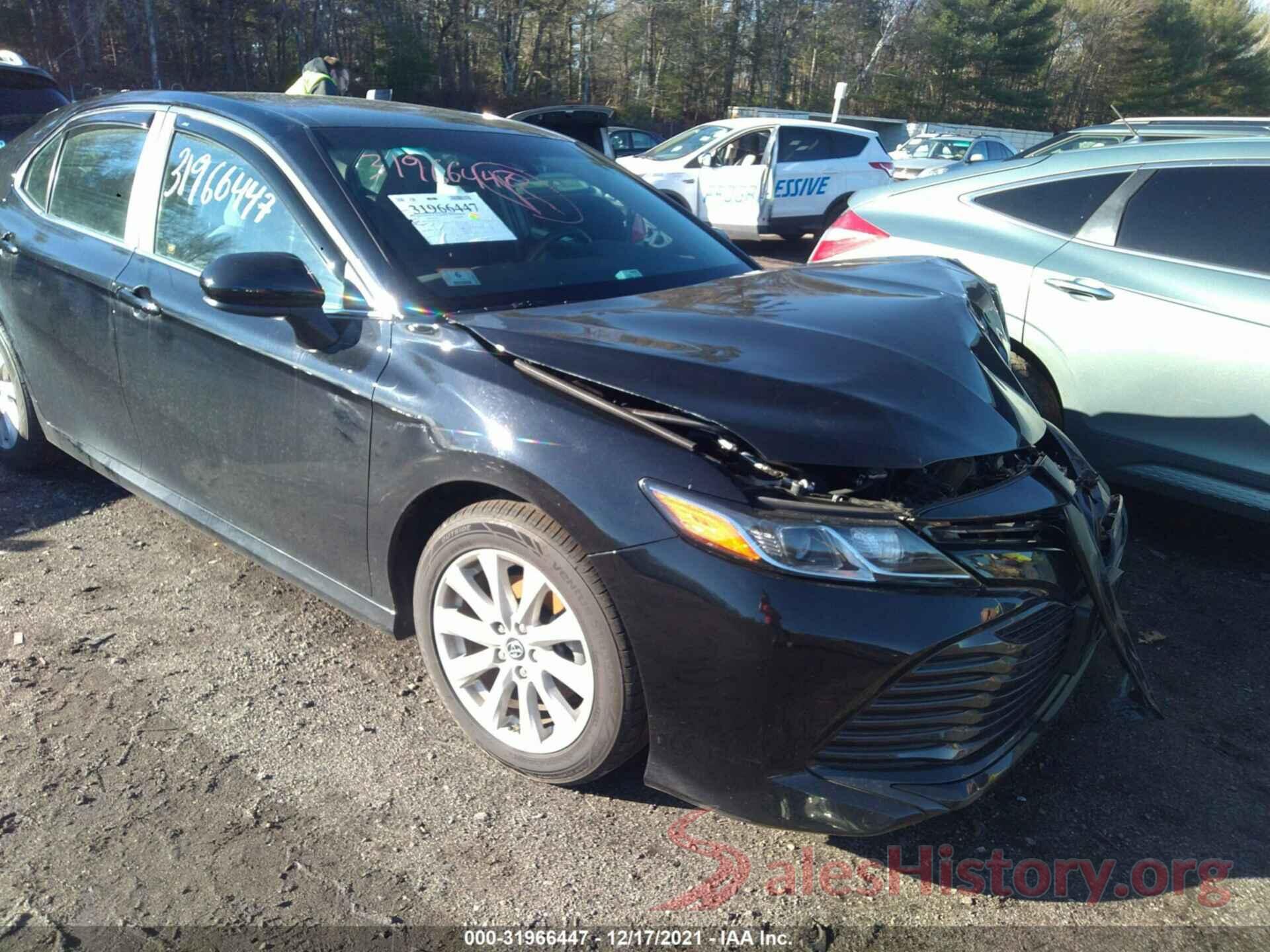 4T1B11HK3JU632045 2018 TOYOTA CAMRY