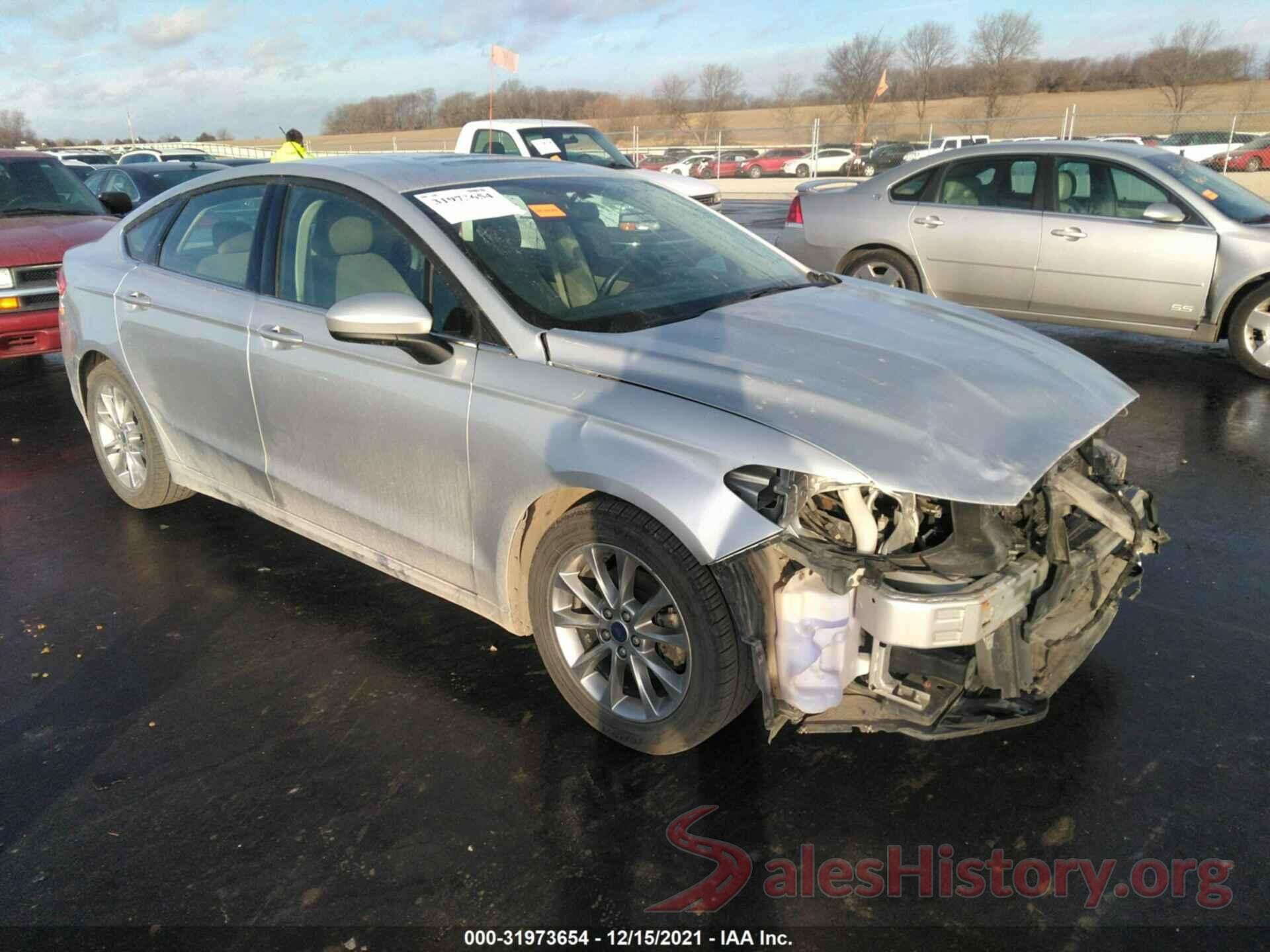 3FA6P0H75HR330712 2017 FORD FUSION