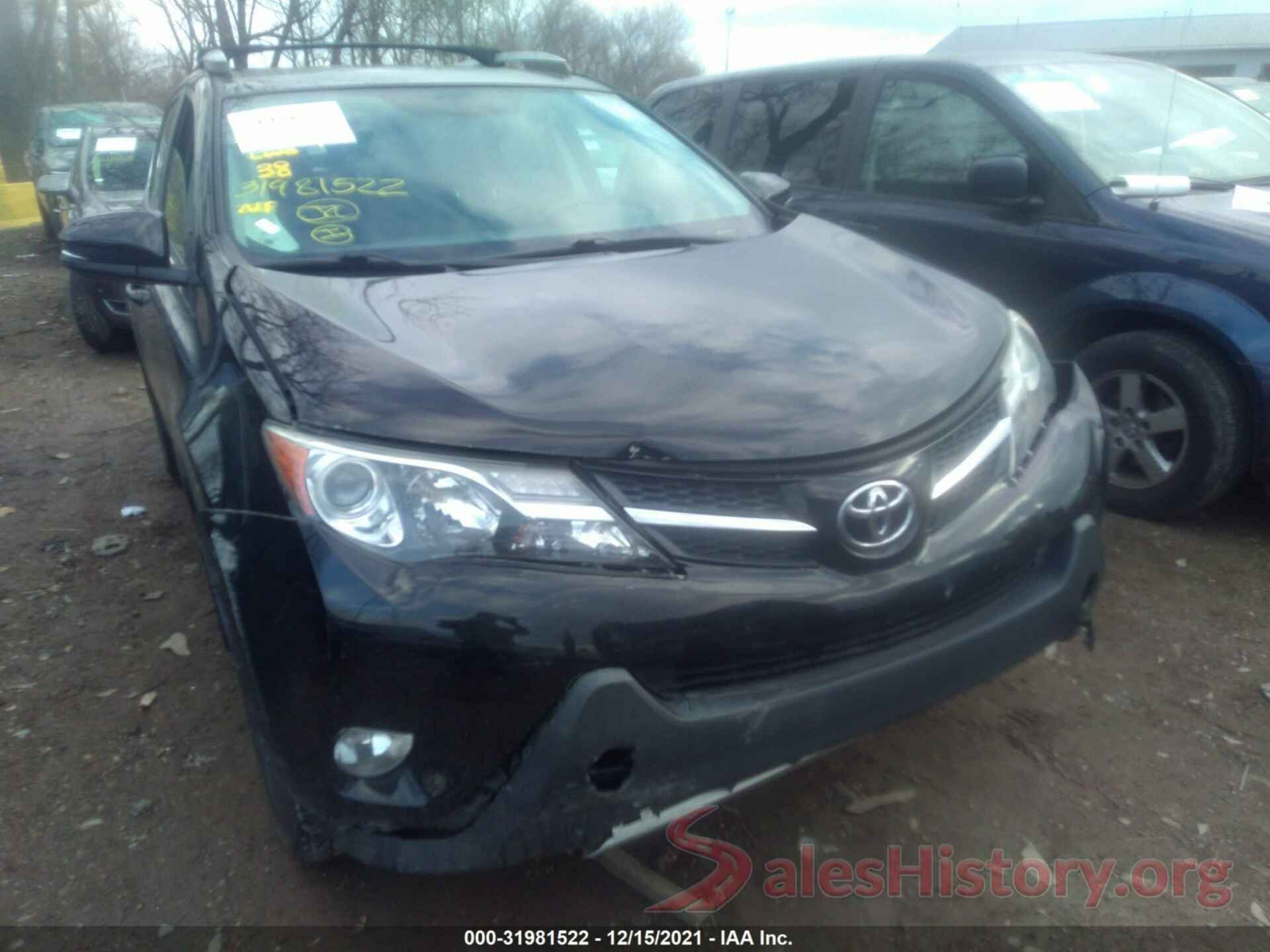 2T3RFREV6FW382845 2015 TOYOTA RAV4