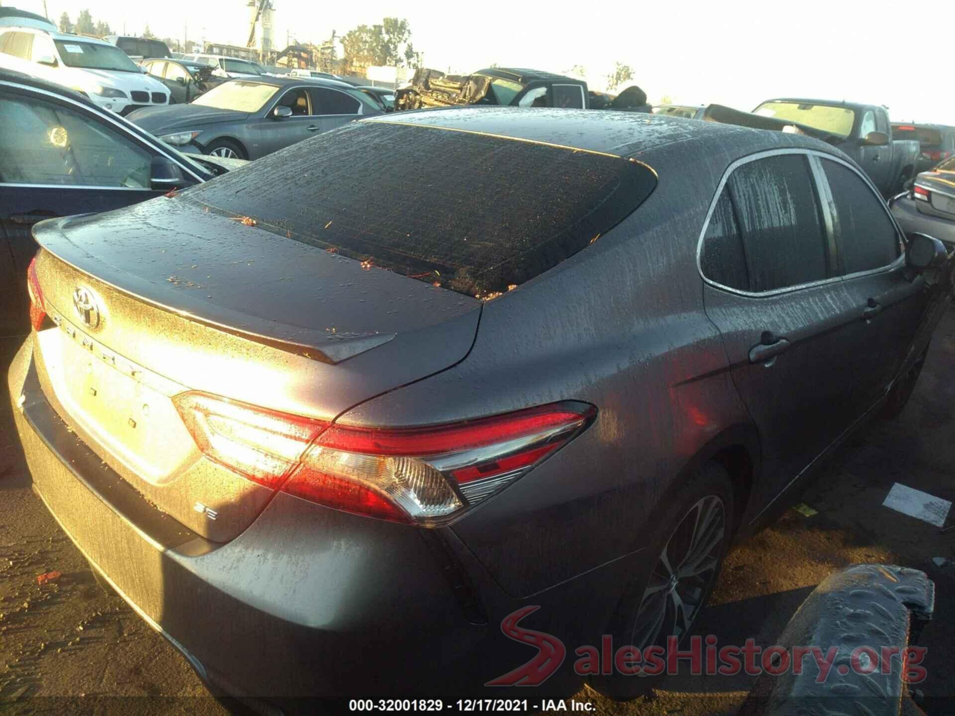 4T1B11HK6JU139850 2018 TOYOTA CAMRY