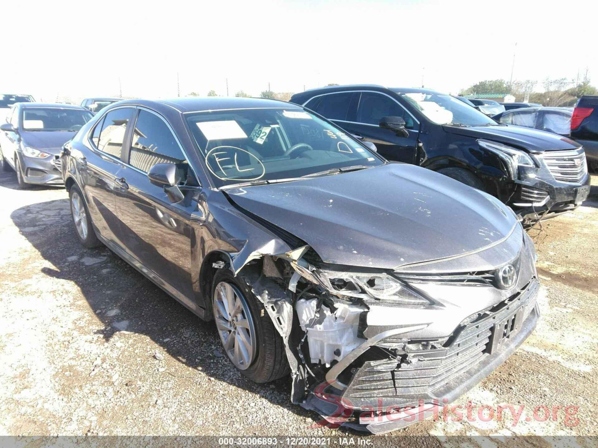 4T1C11AK1MU461119 2021 TOYOTA CAMRY