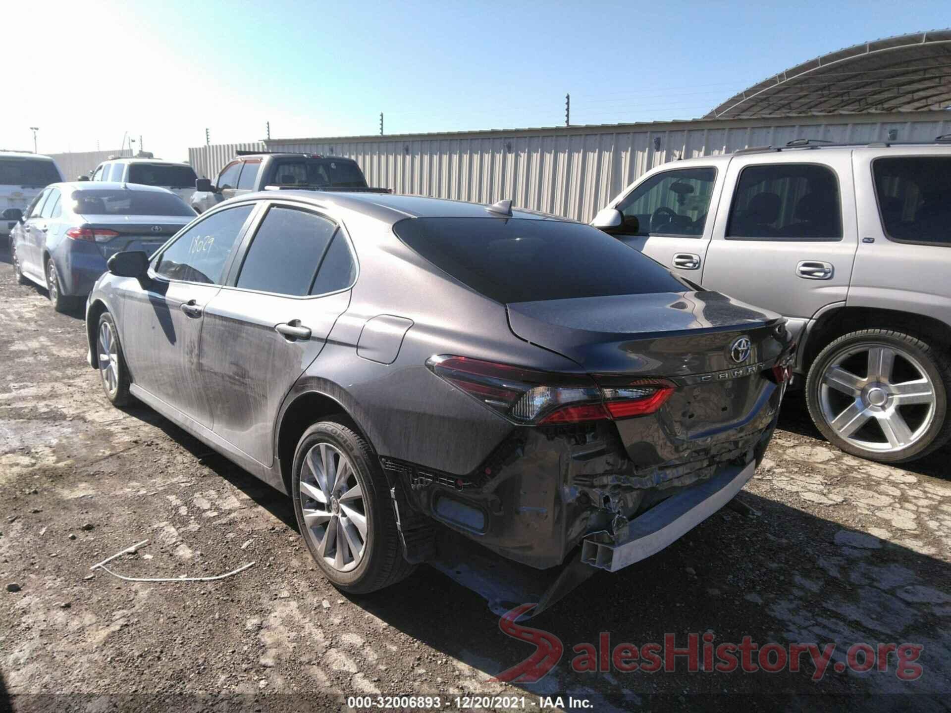 4T1C11AK1MU461119 2021 TOYOTA CAMRY