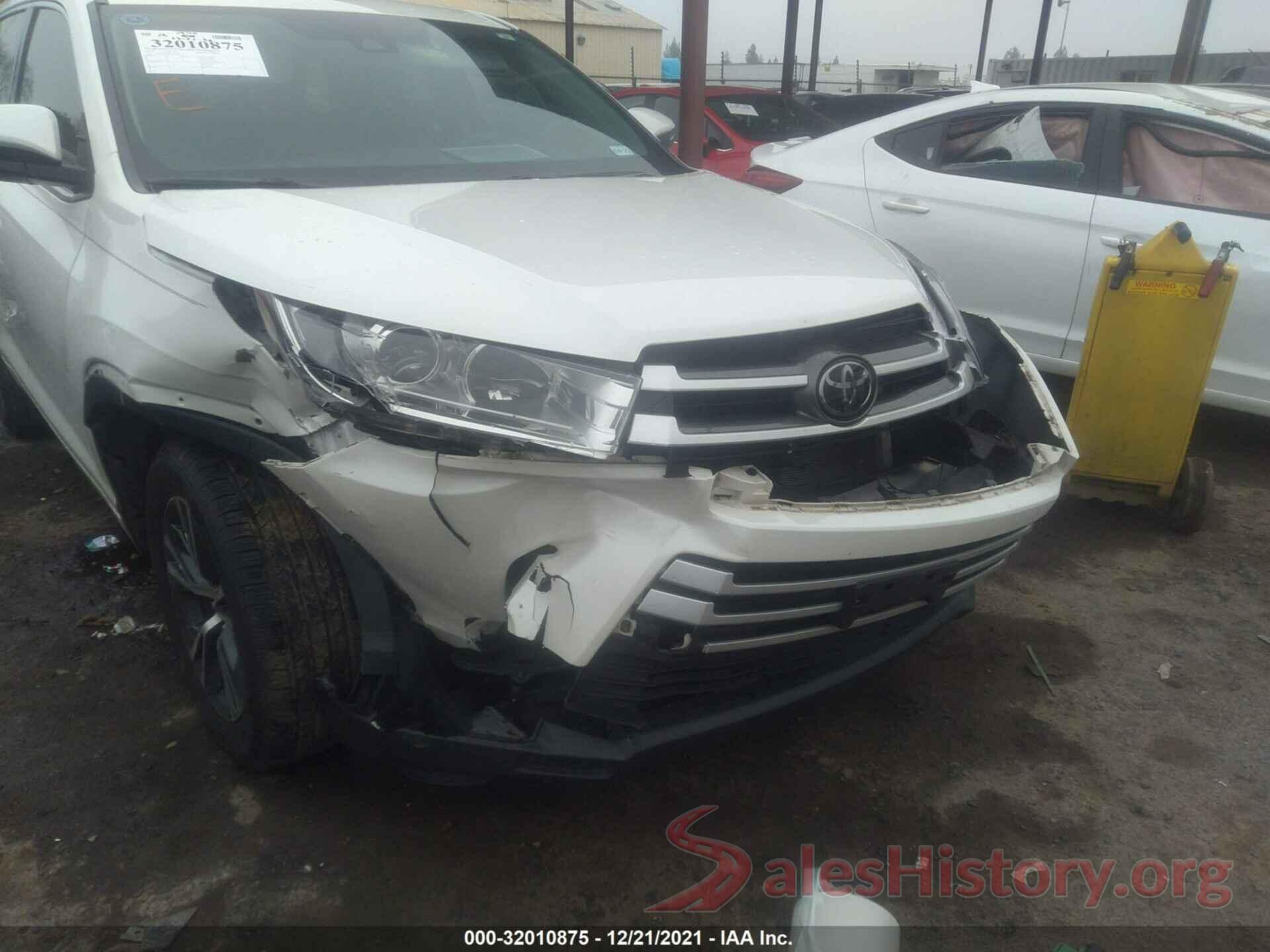 5TDZARFH4JS037248 2018 TOYOTA HIGHLANDER