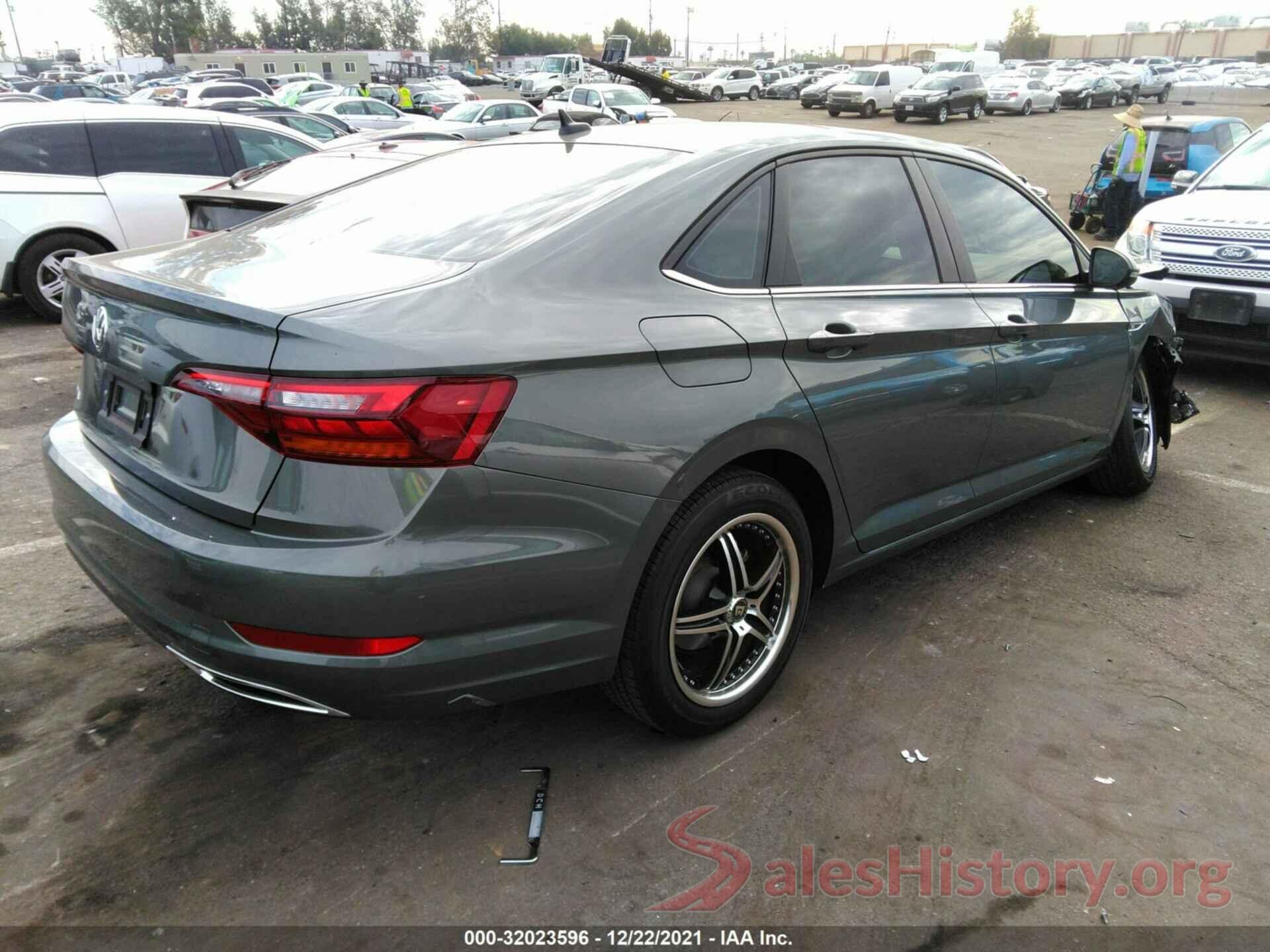 3VWGB7BU2KM135835 2019 VOLKSWAGEN JETTA