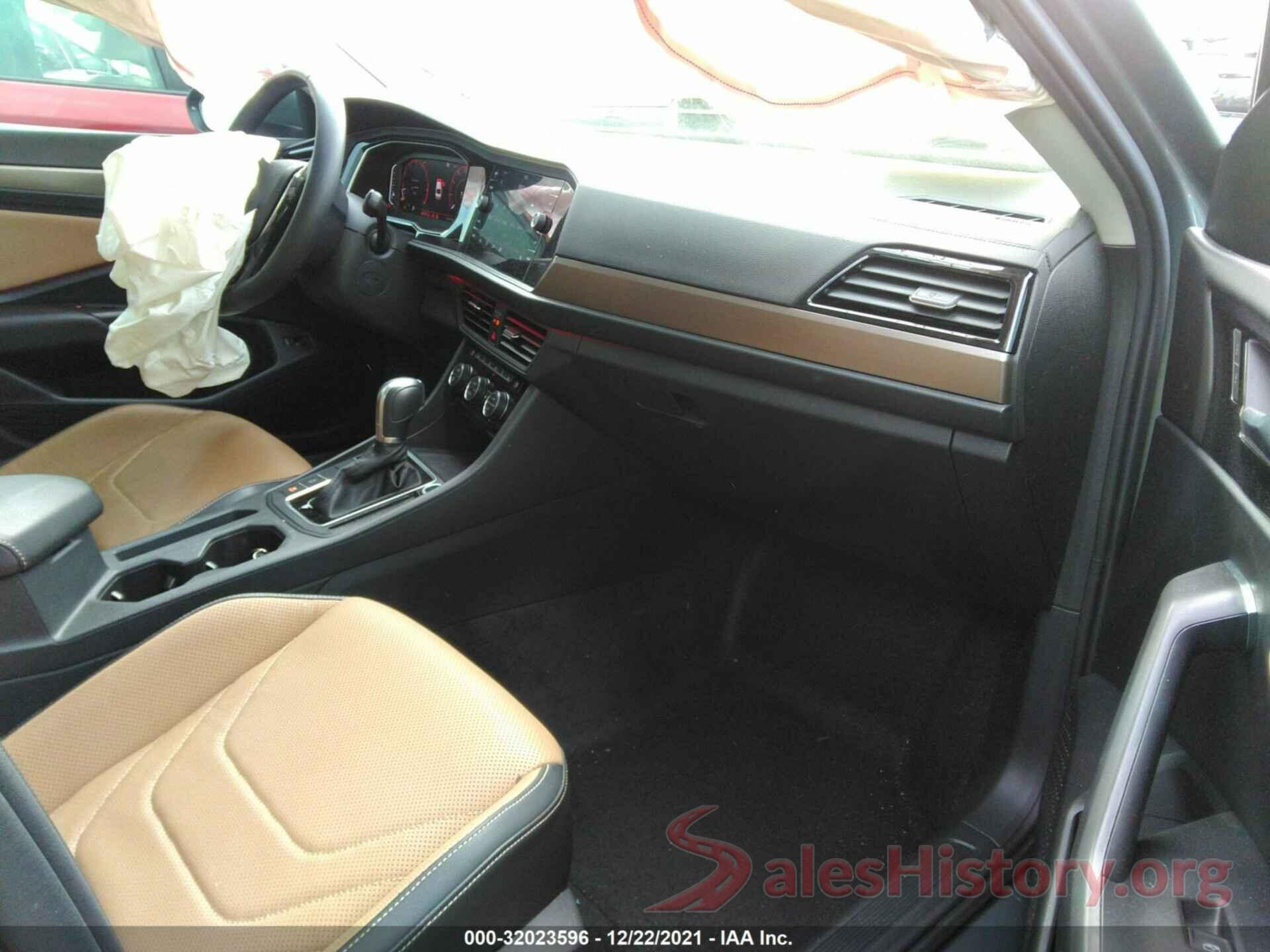 3VWGB7BU2KM135835 2019 VOLKSWAGEN JETTA