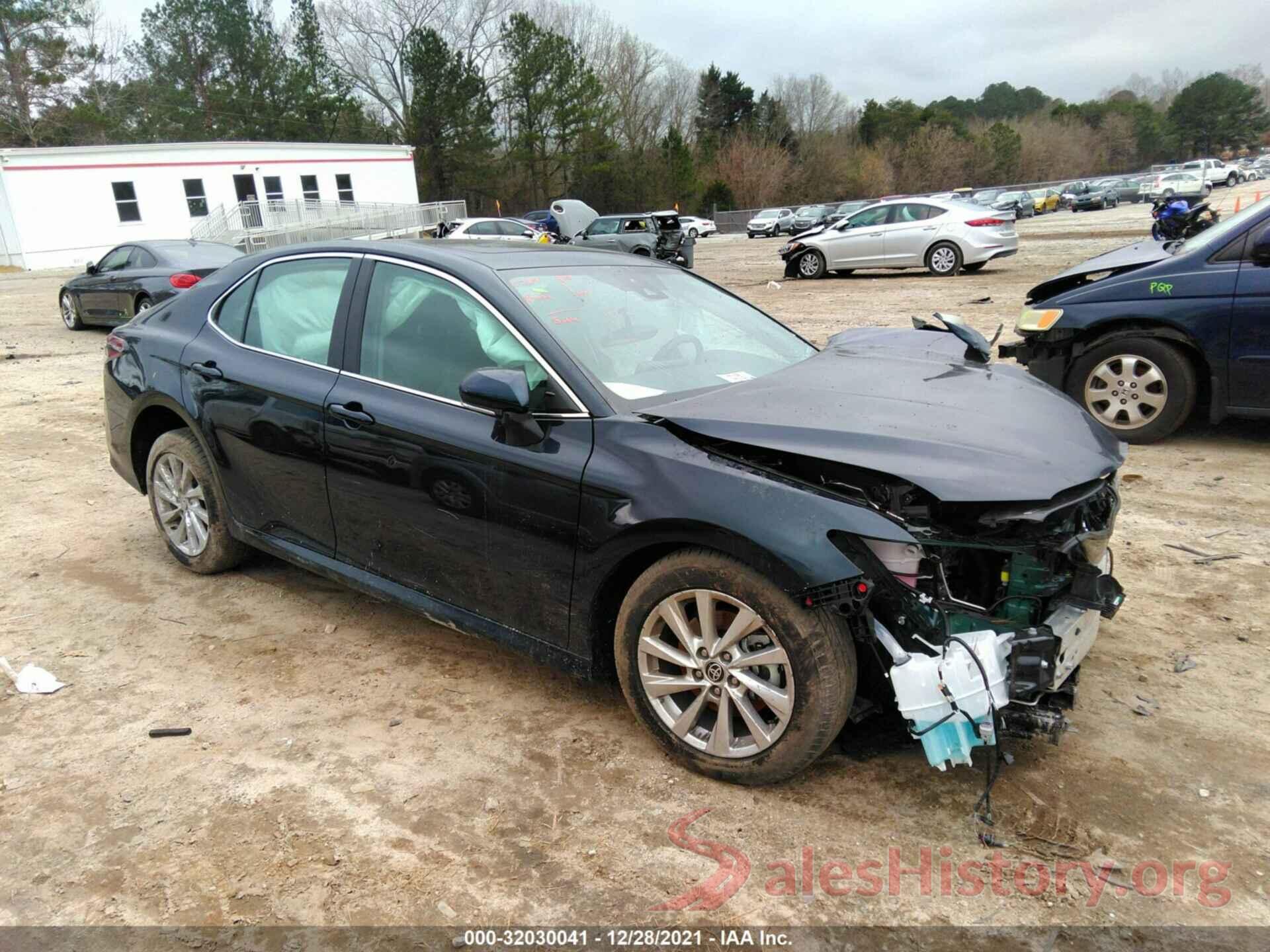 4T1R11AK0MU435606 2021 TOYOTA CAMRY