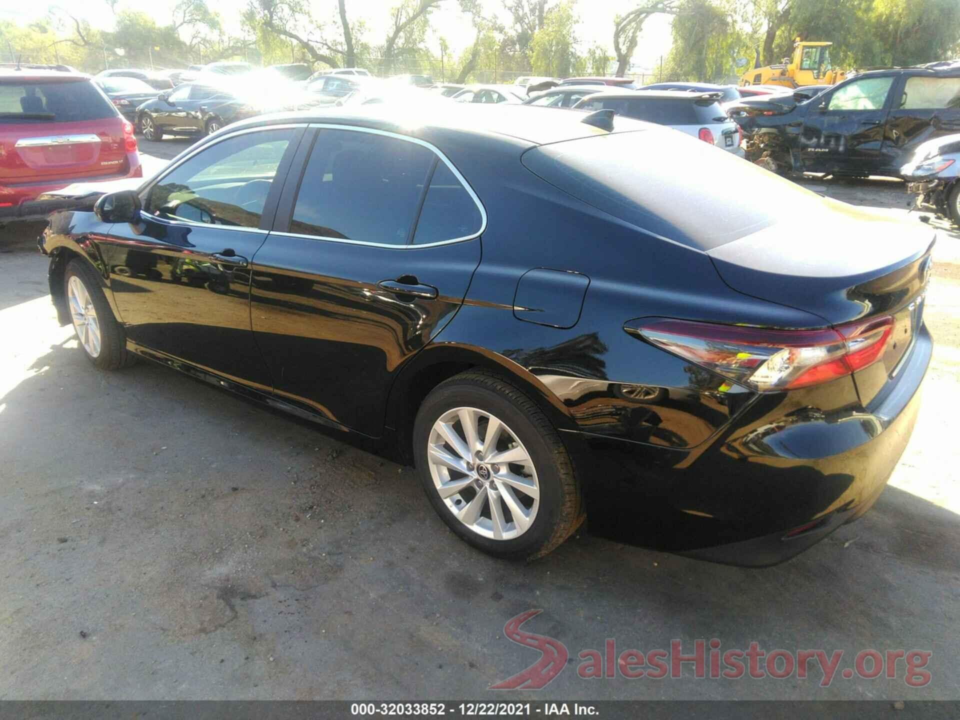 4T1C11AK6MU541631 2021 TOYOTA CAMRY