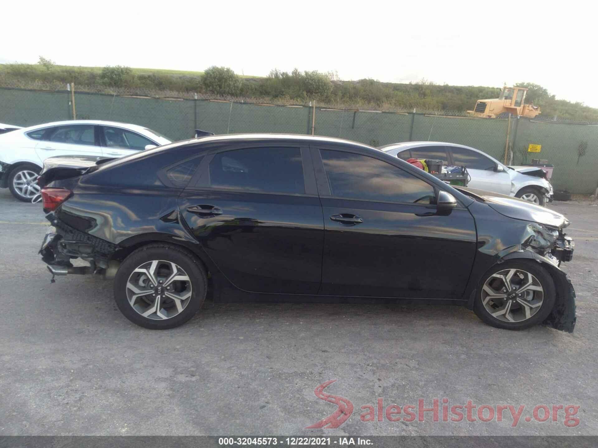 3KPF24AD8KE065735 2019 KIA FORTE