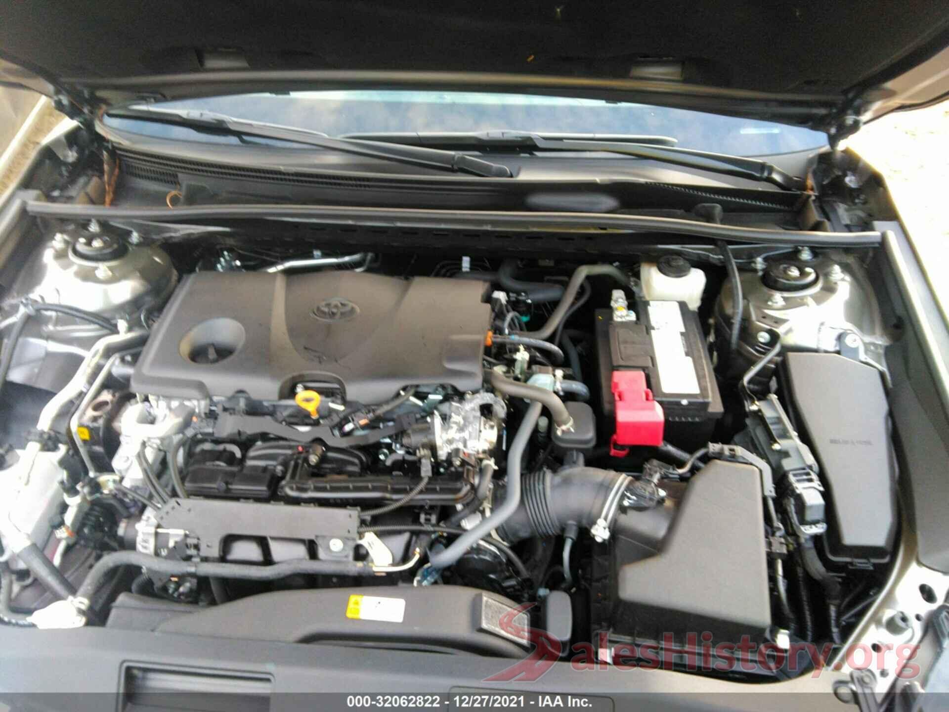 4T1C11AKXMU600227 2021 TOYOTA CAMRY