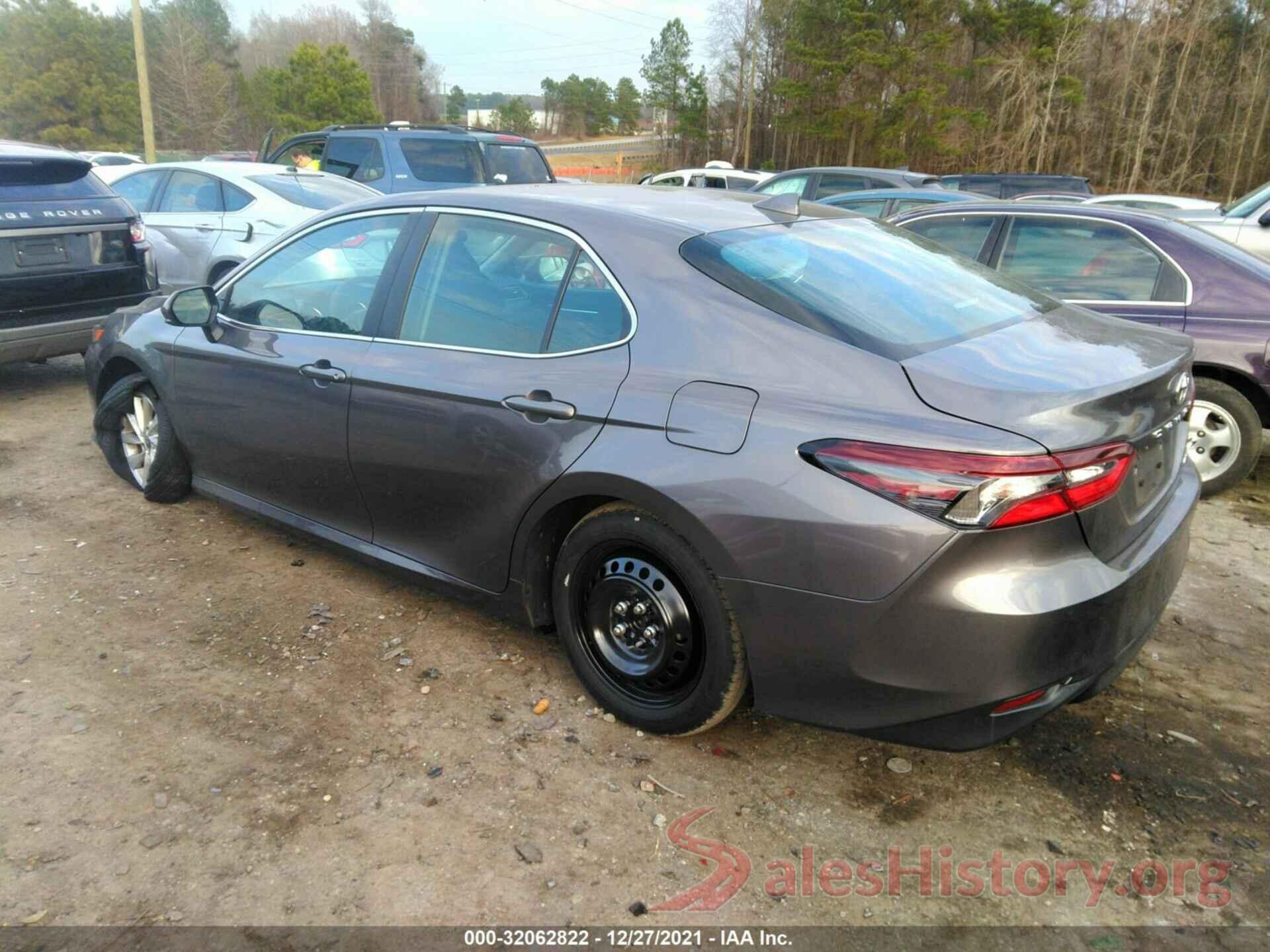 4T1C11AKXMU600227 2021 TOYOTA CAMRY