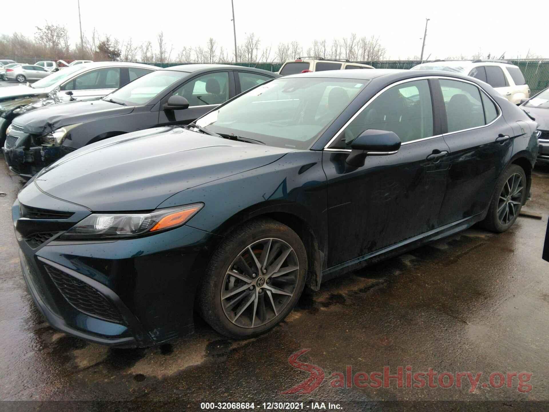 4T1T11AK6MU559868 2021 TOYOTA CAMRY