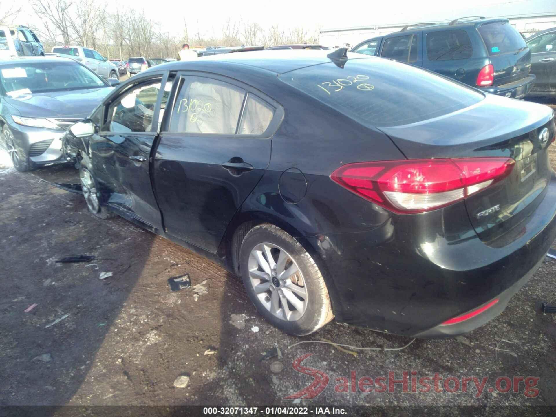 3KPFL4A72HE131020 2017 KIA FORTE