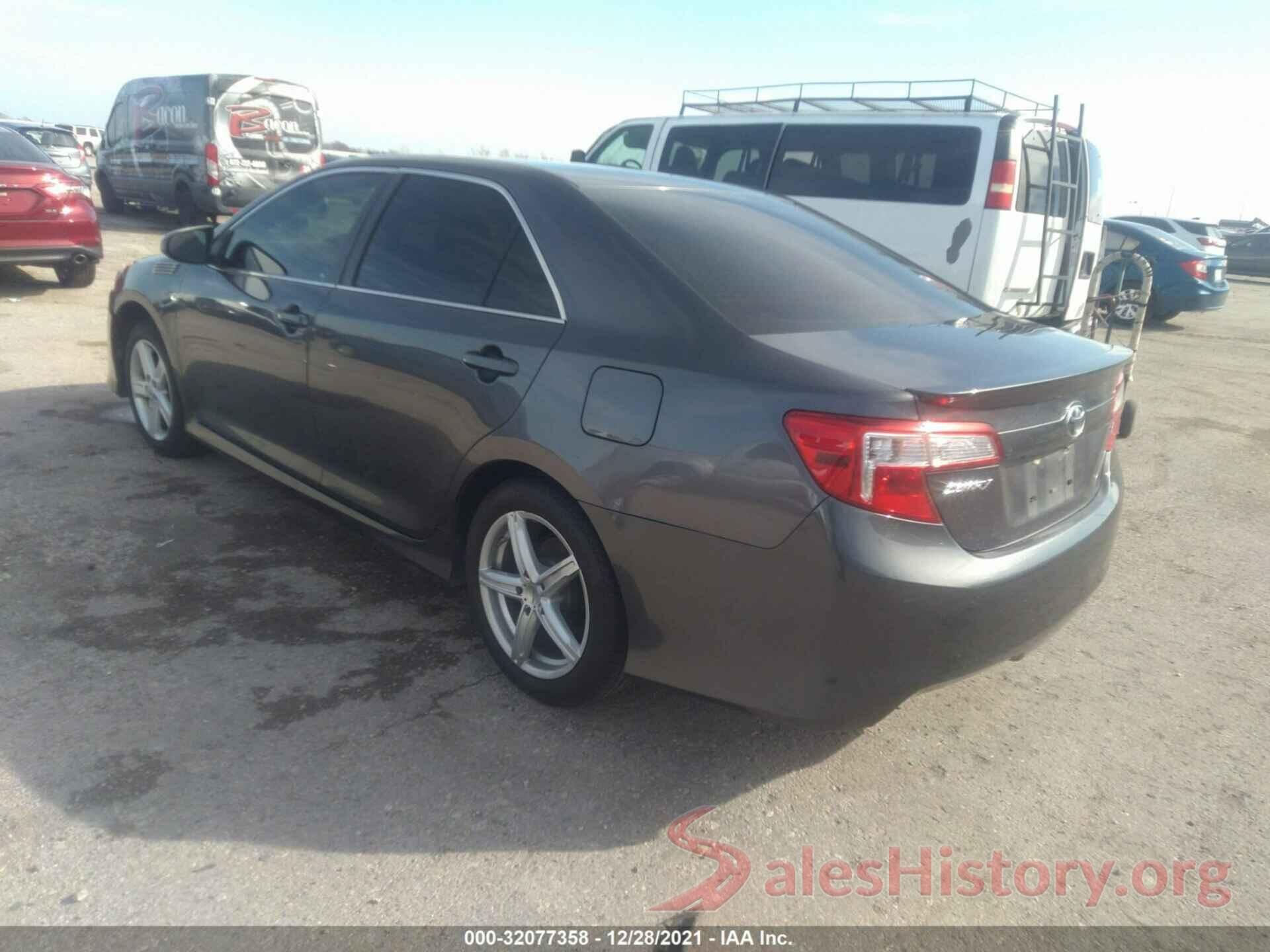 4T1BF1FK2EU417671 2014 TOYOTA CAMRY