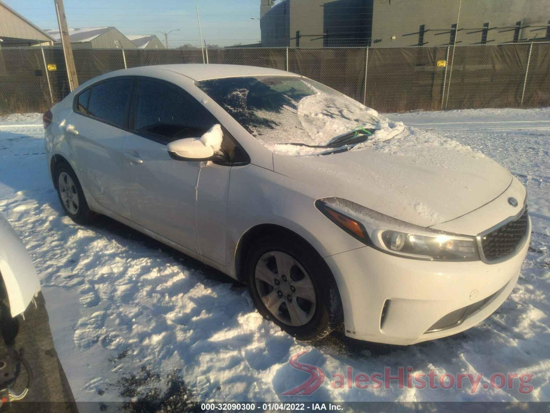 3KPFK4A78HE034729 2017 KIA FORTE