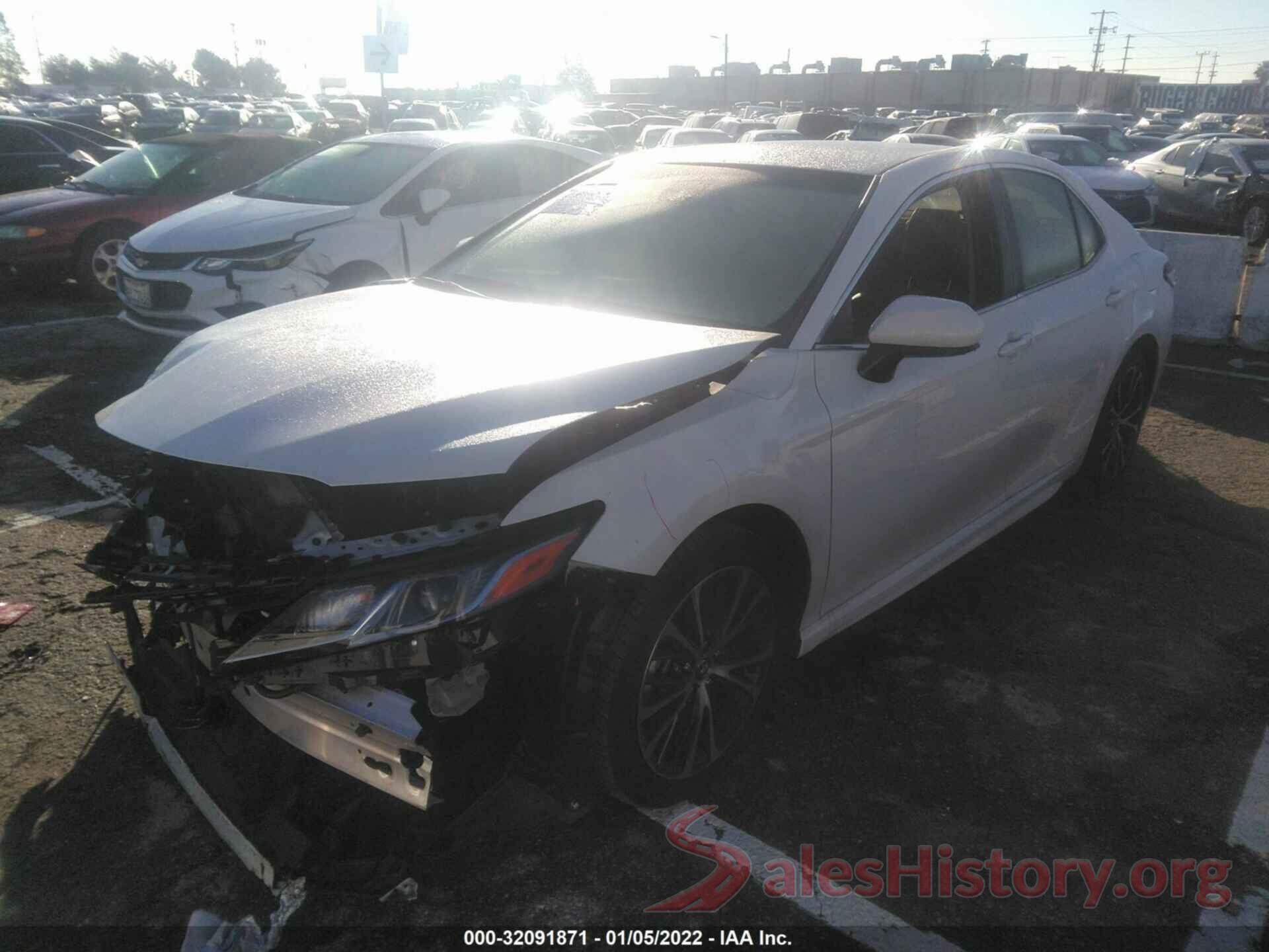 JTNB11HK2J3073979 2018 TOYOTA CAMRY