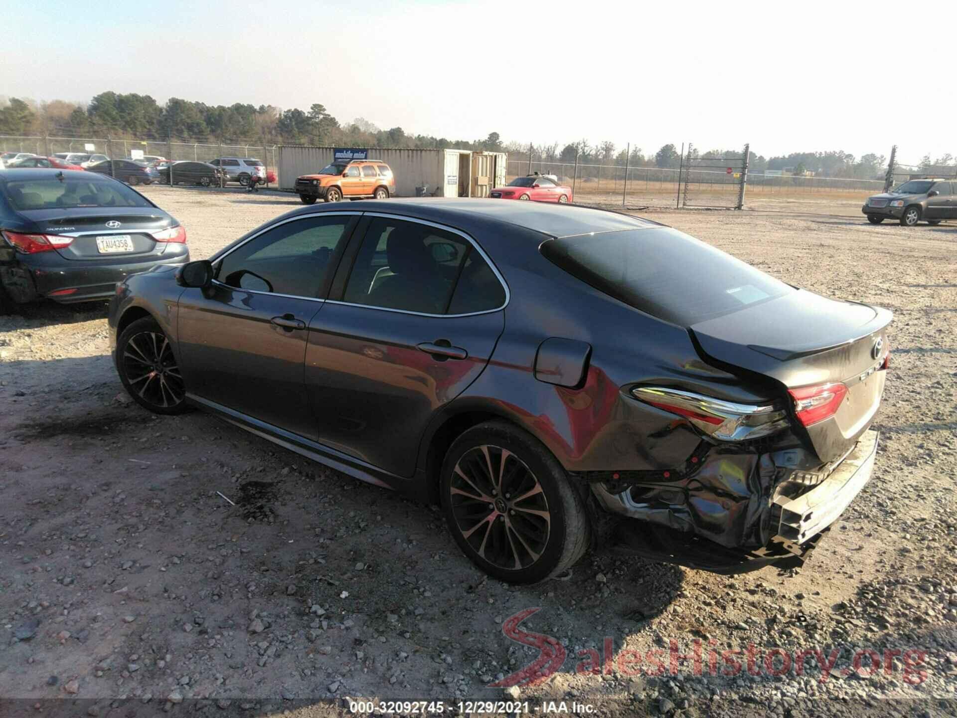 4T1B11HK6JU545031 2018 TOYOTA CAMRY