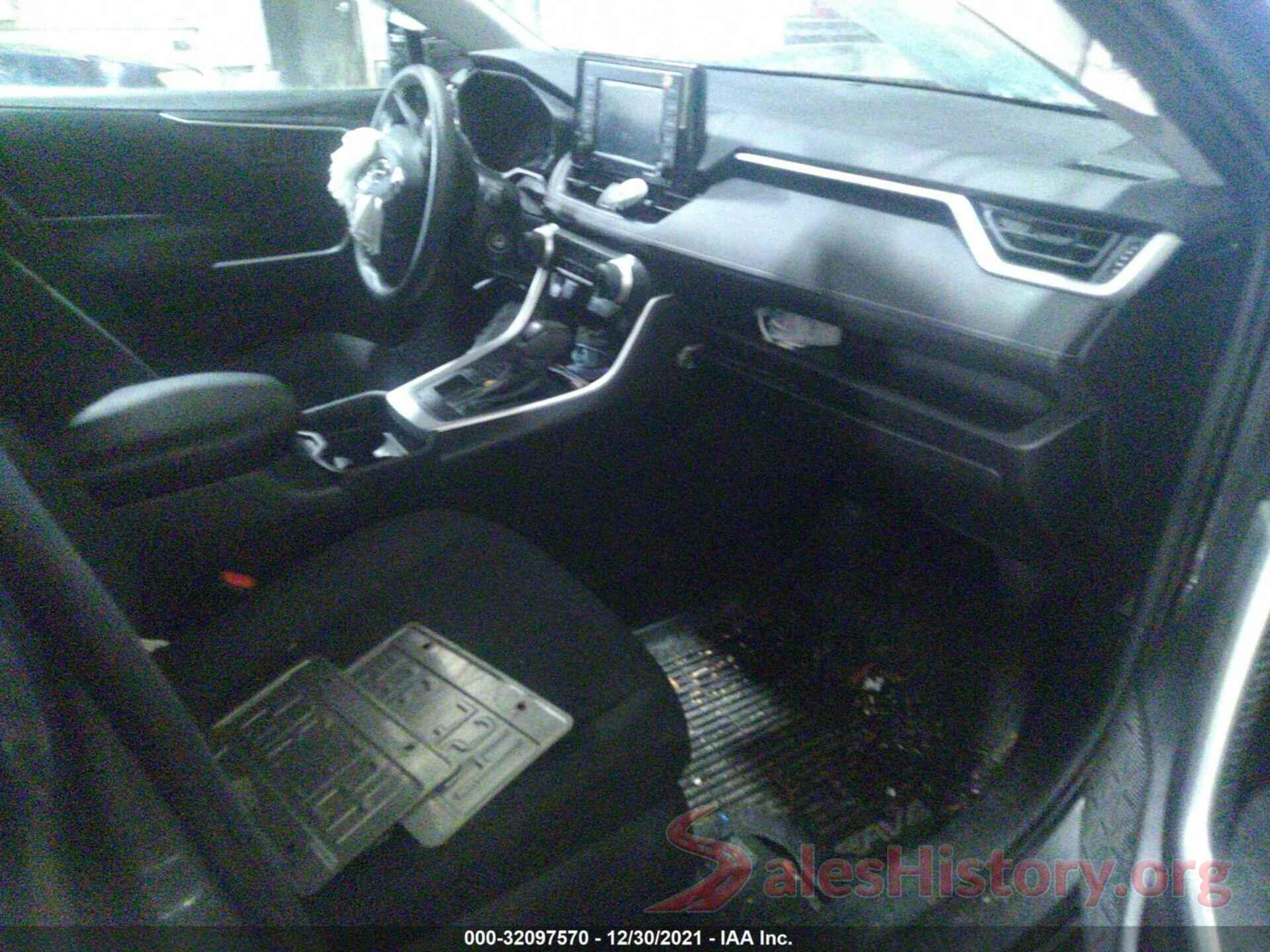 2T3F1RFV9LW091400 2020 TOYOTA RAV4