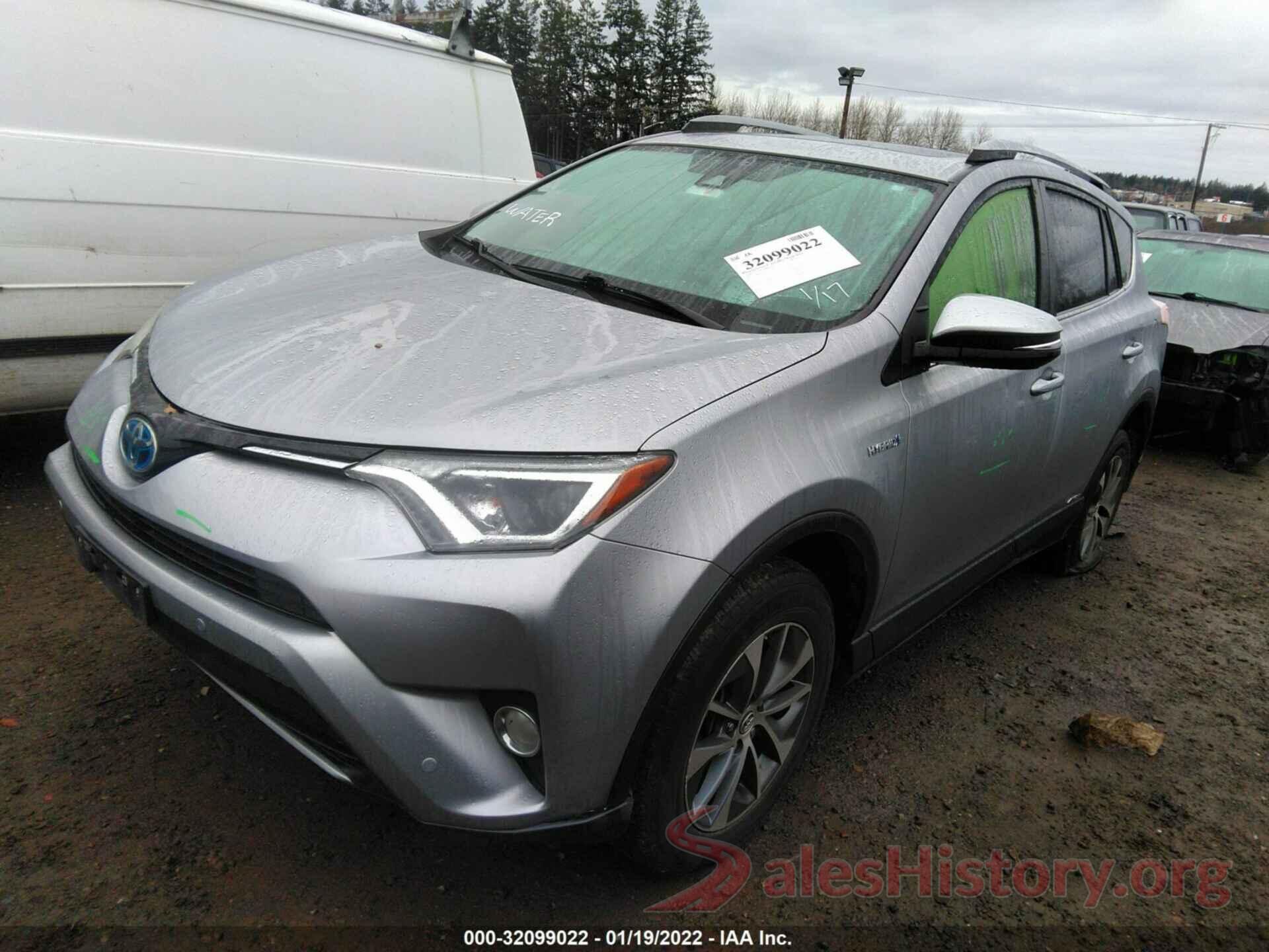 JTMRJREVXJD153993 2018 TOYOTA RAV4