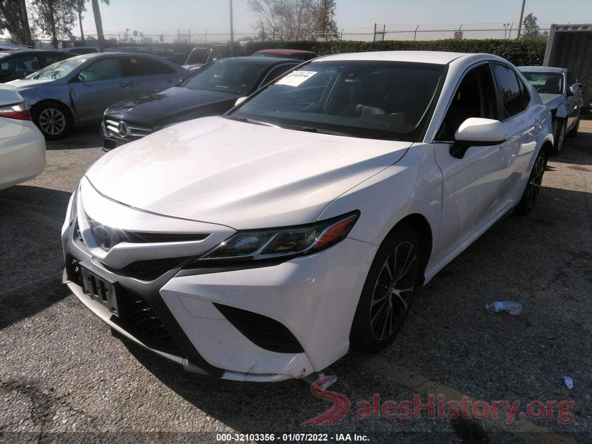 JTNB11HK6J3073158 2018 TOYOTA CAMRY