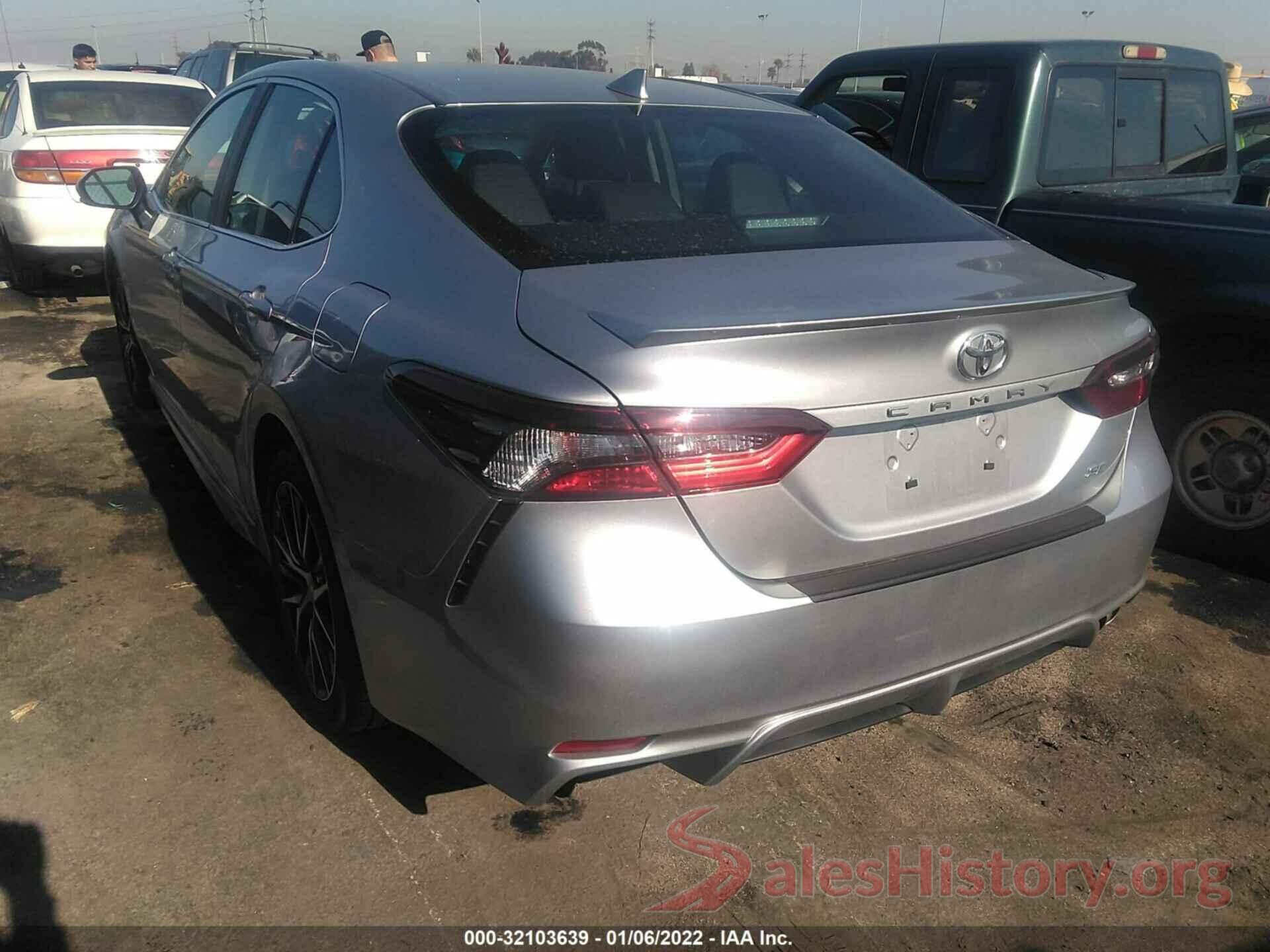 4T1T11AK2MU567112 2021 TOYOTA CAMRY