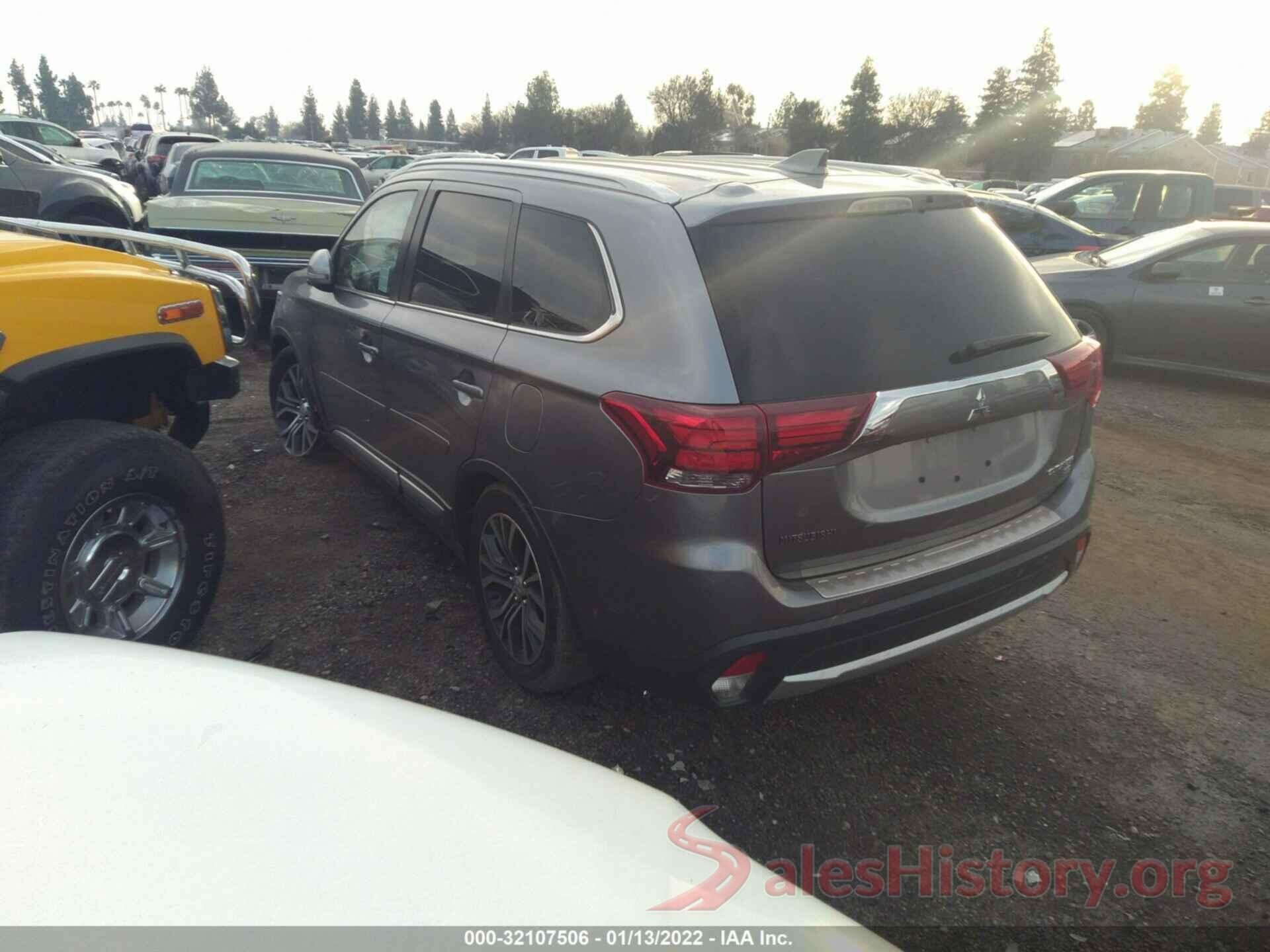 JA4AD3A30HZ065161 2017 MITSUBISHI OUTLANDER