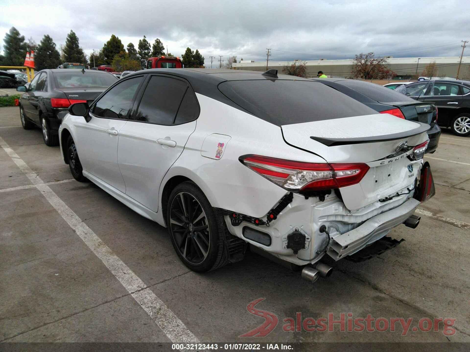 4T1B61HK1KU245898 2019 TOYOTA CAMRY