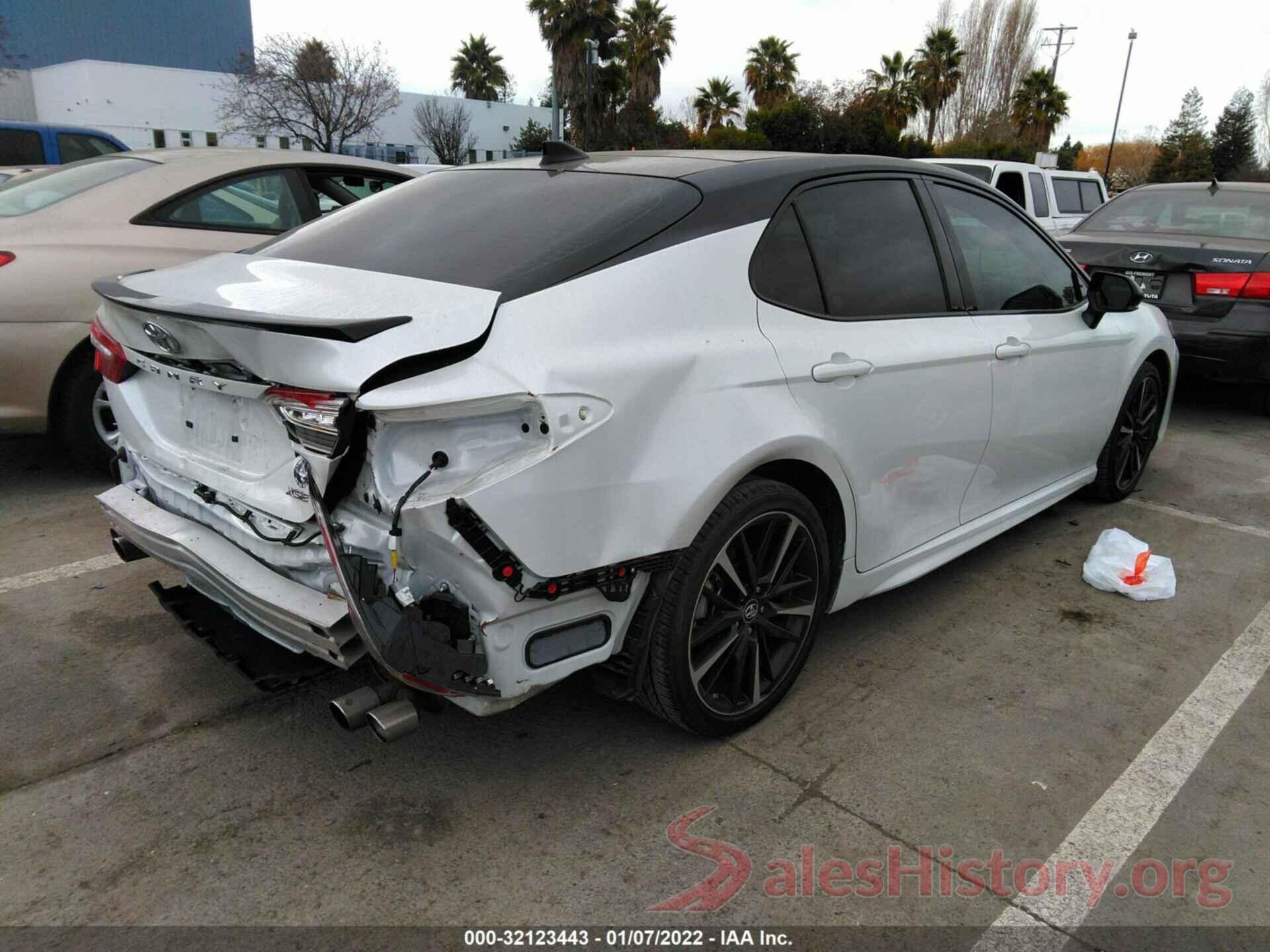 4T1B61HK1KU245898 2019 TOYOTA CAMRY