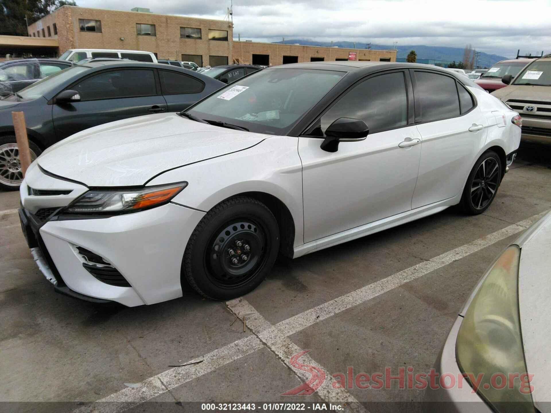 4T1B61HK1KU245898 2019 TOYOTA CAMRY