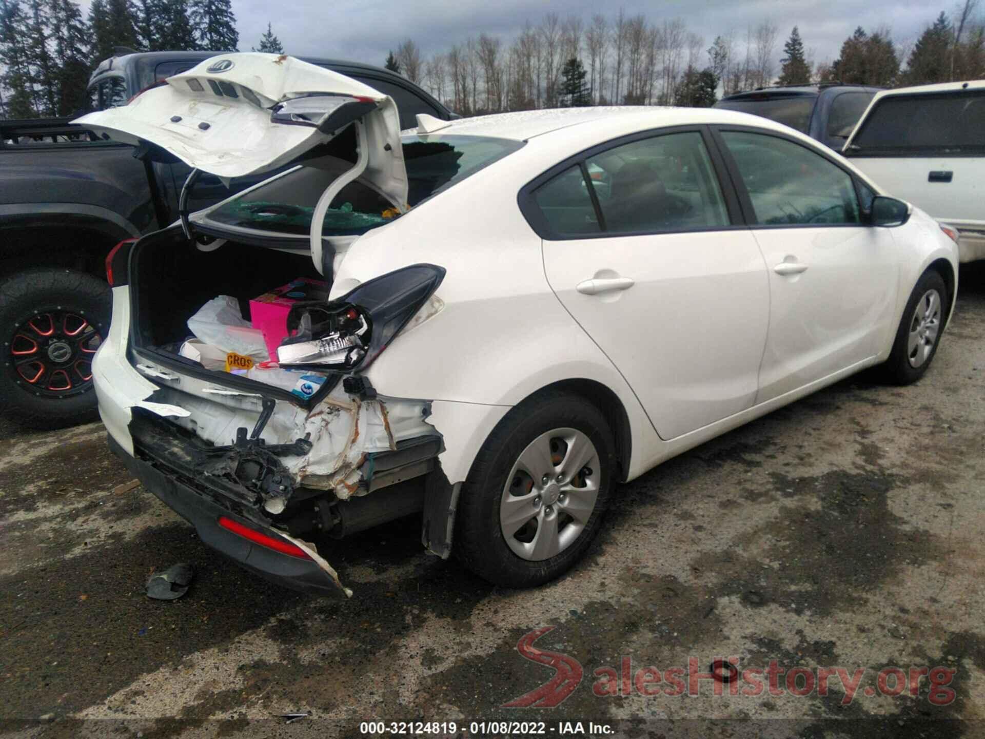 3KPFK4A76HE160930 2017 KIA FORTE