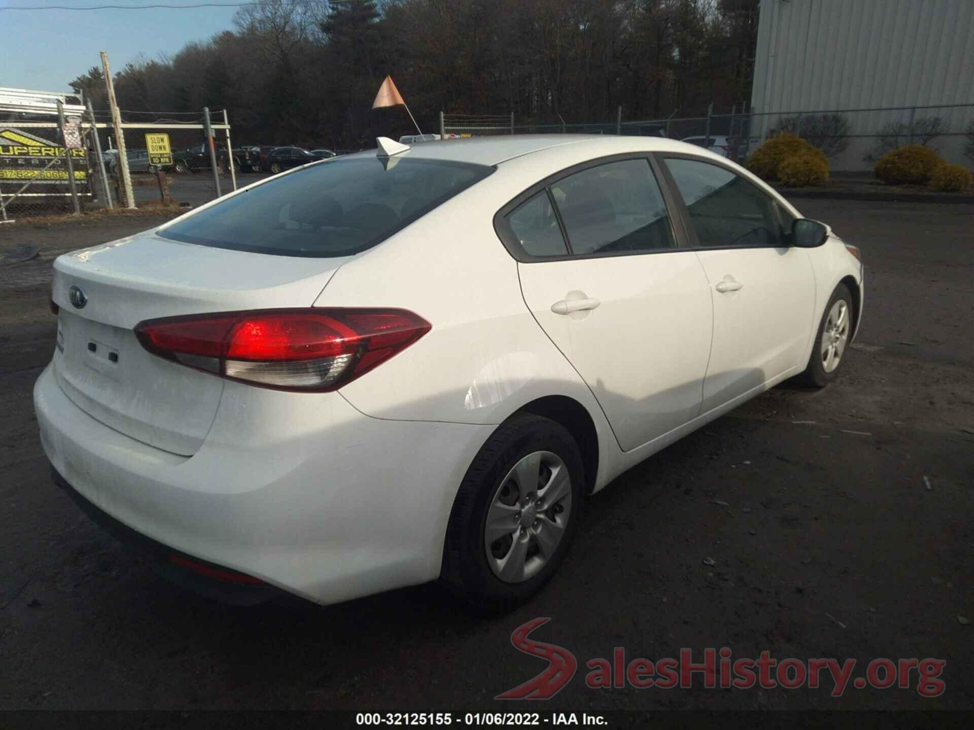 3KPFK4A7XHE120382 2017 KIA FORTE