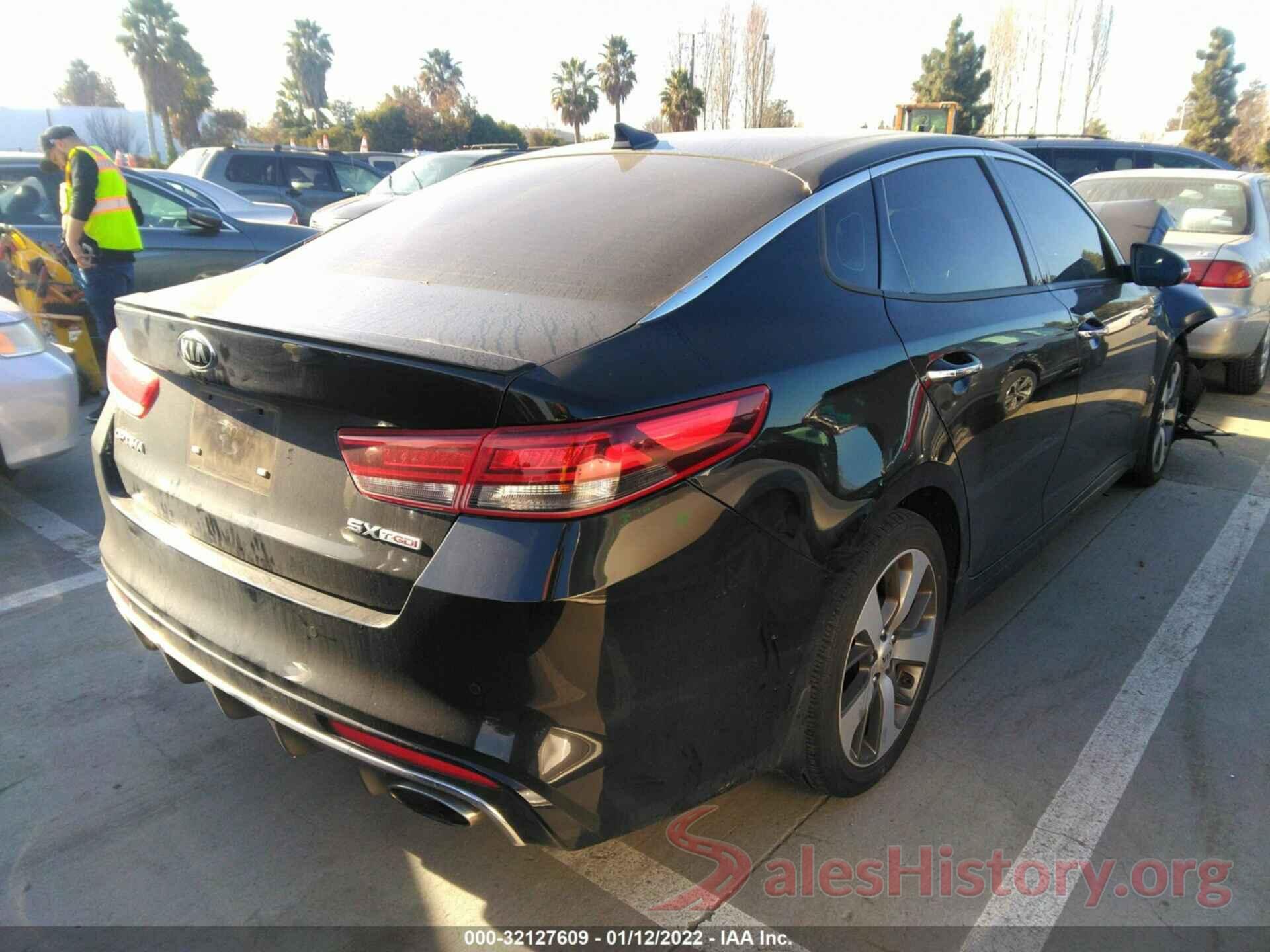 5XXGW4L21JG183300 2018 KIA OPTIMA