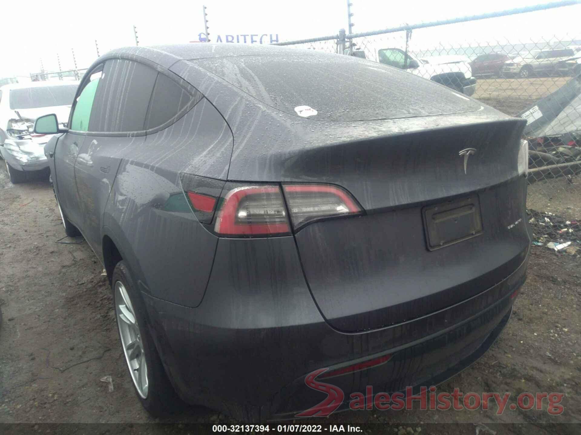 5YJYGAEEXMF159995 2021 TESLA MODEL Y