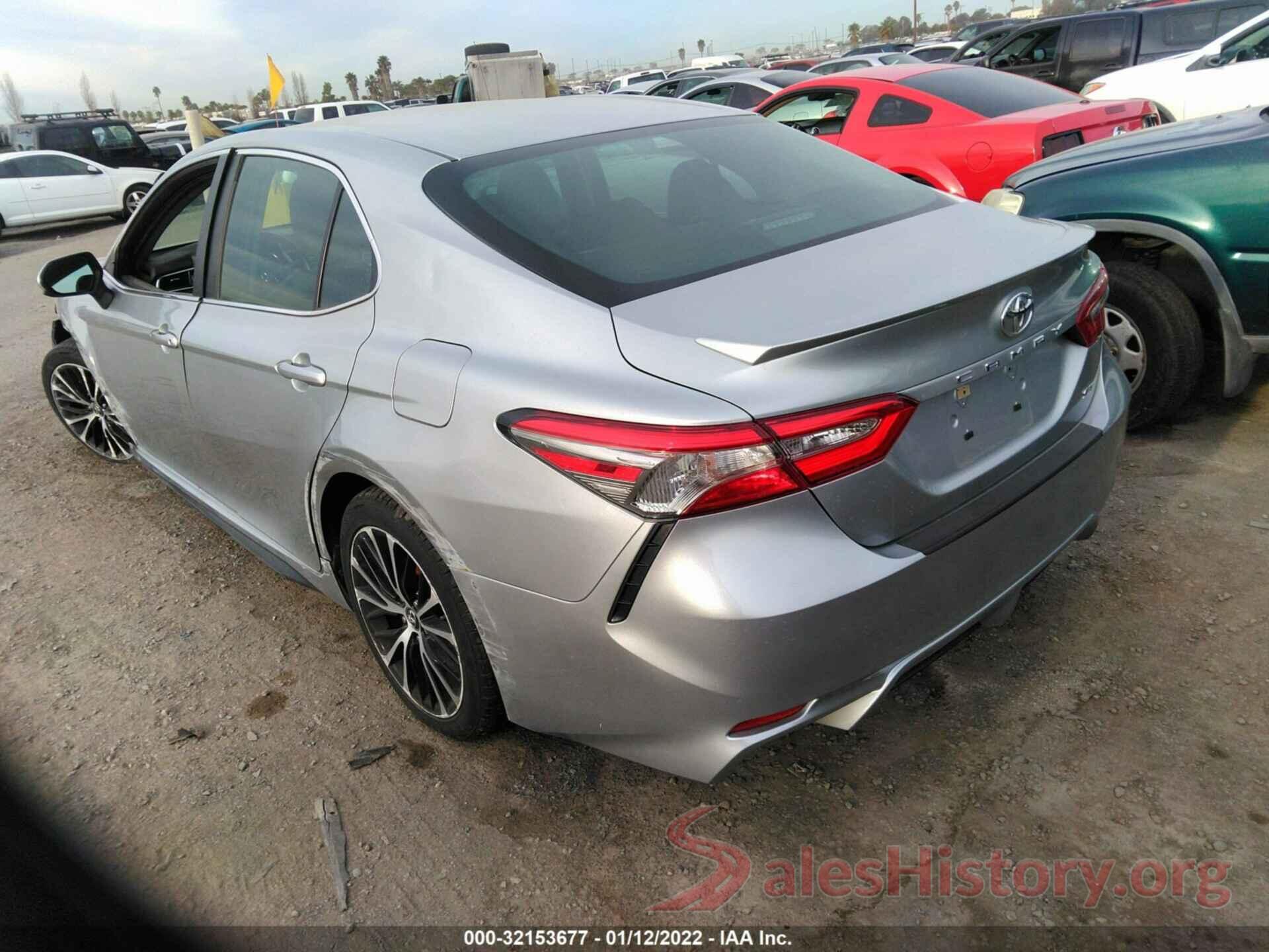 4T1B11HKXJU637727 2018 TOYOTA CAMRY