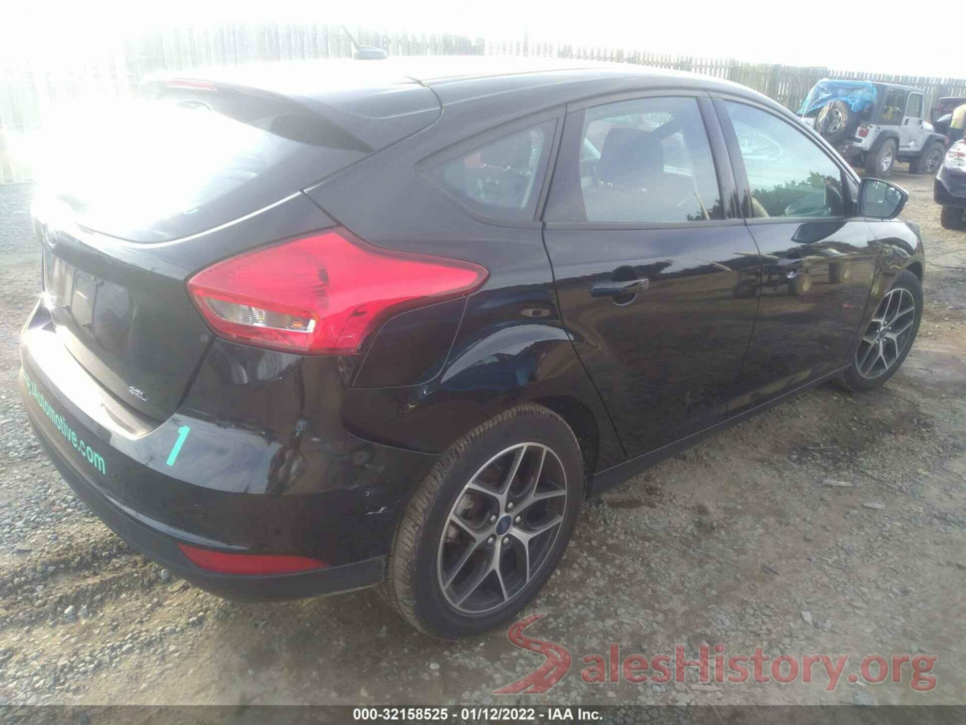 1FADP3M26JL300366 2018 FORD FOCUS