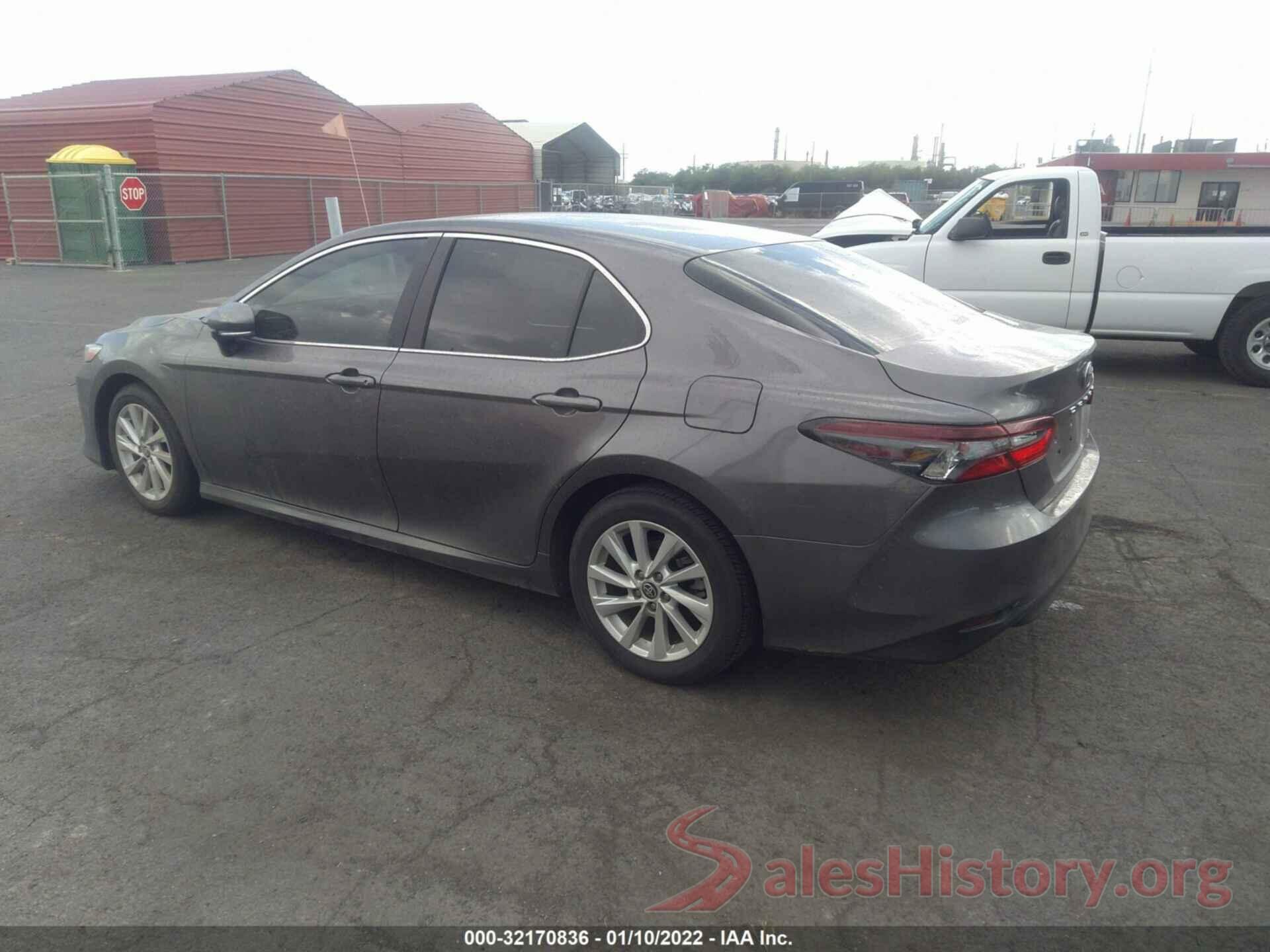 4T1R11AKXMU564470 2021 TOYOTA CAMRY