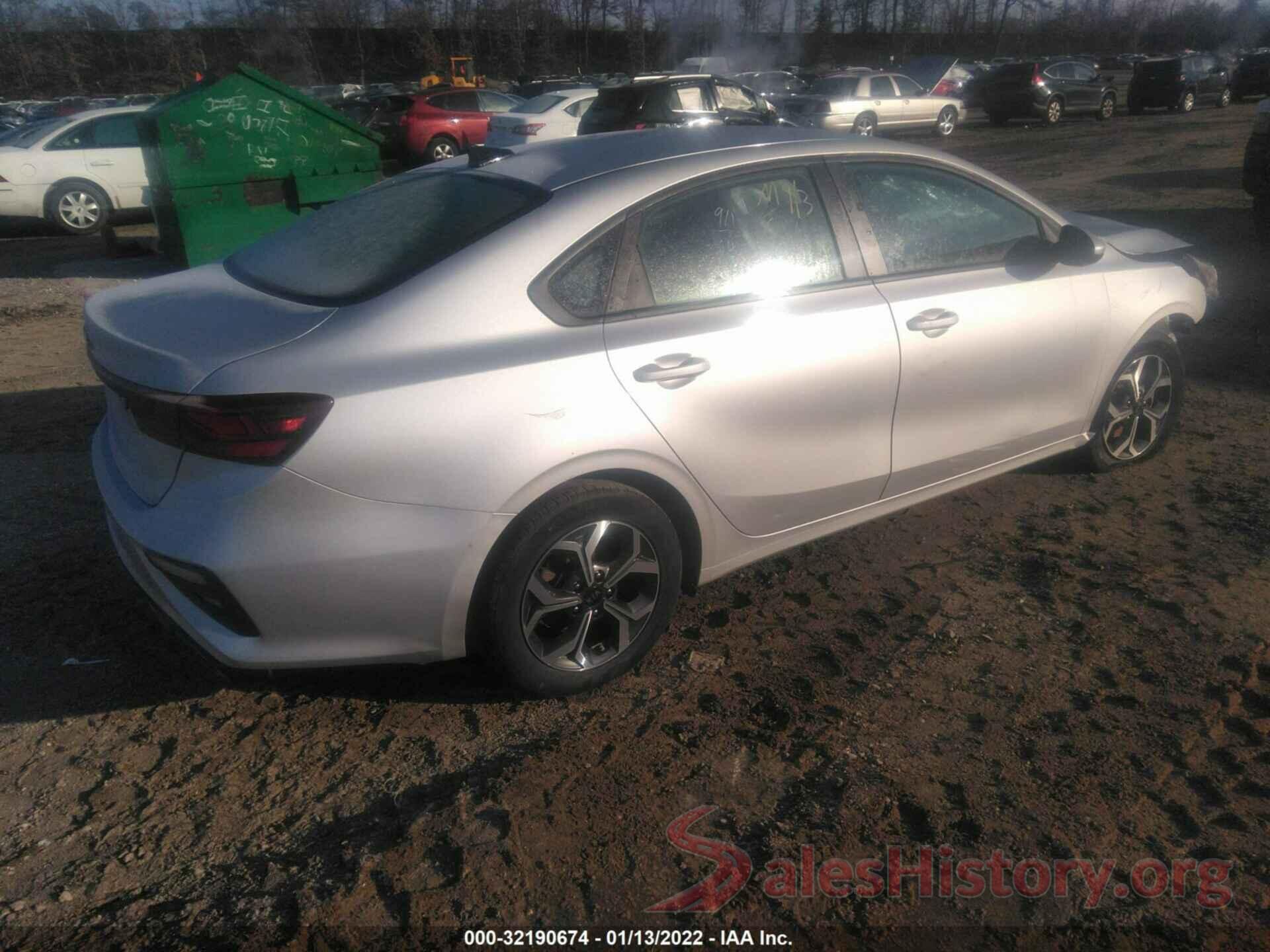 3KPF24AD8KE117350 2019 KIA FORTE