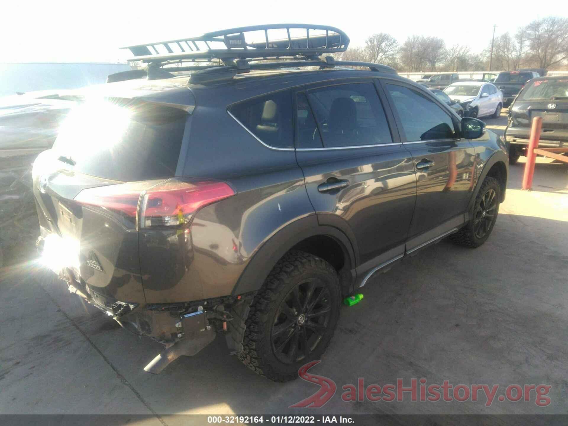 2T3RFREV7JW724487 2018 TOYOTA RAV4