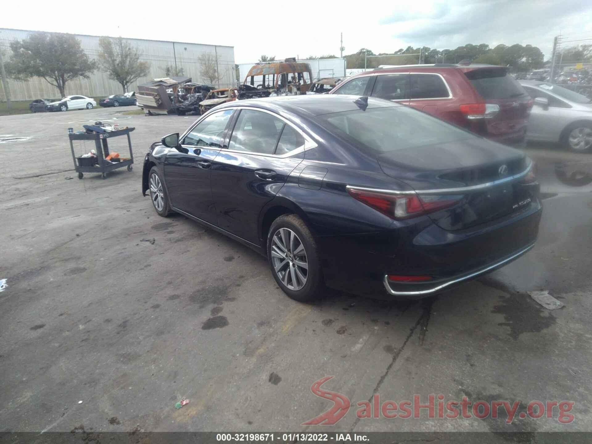 58AD11D14MU002134 2021 LEXUS ES