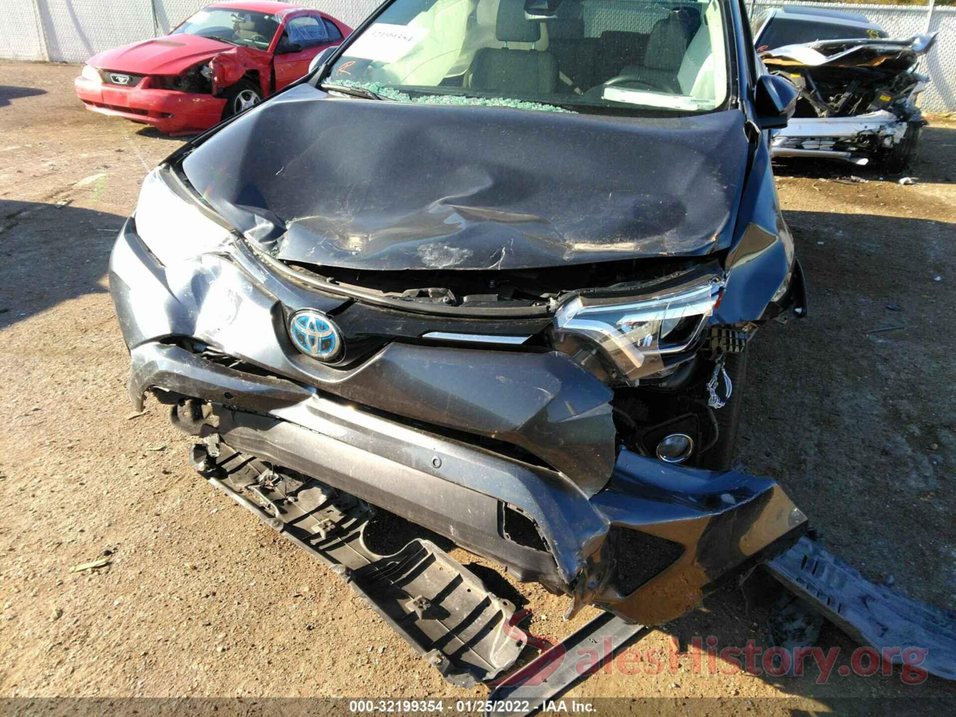 JTMDJREV4JD171786 2018 TOYOTA RAV4