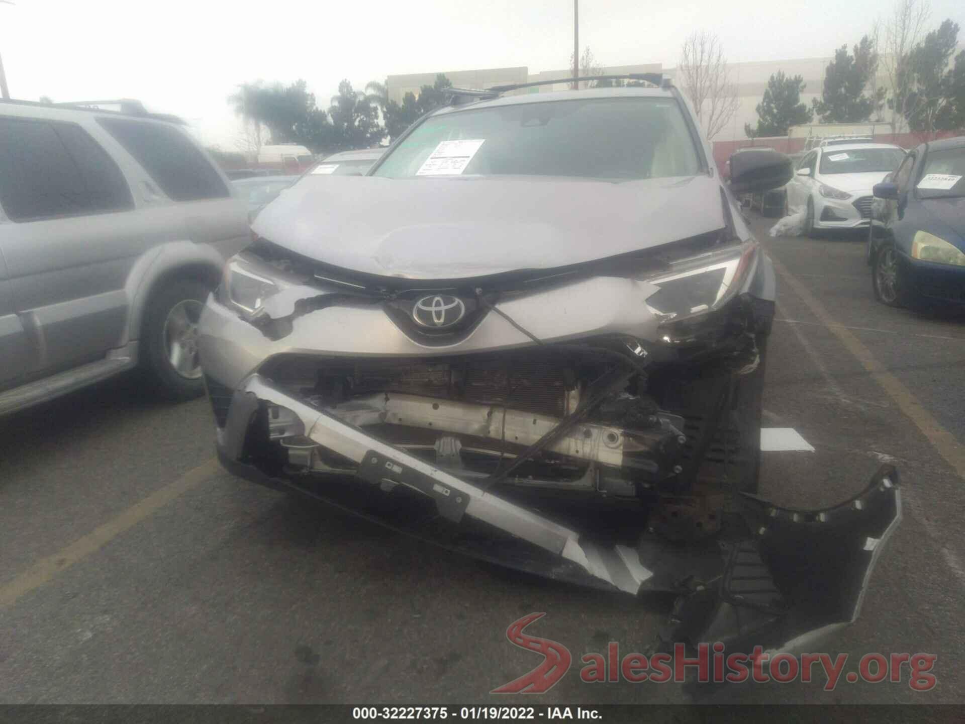 JTMZFREVXJJ171882 2018 TOYOTA RAV4