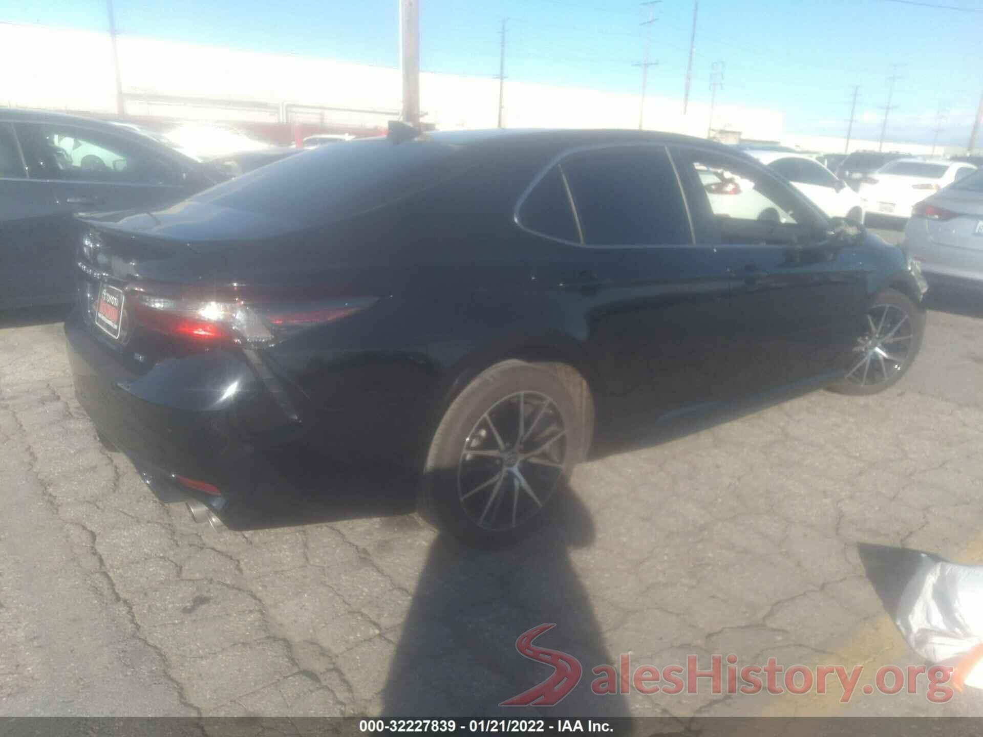 4T1G11AK5MU606843 2021 TOYOTA CAMRY