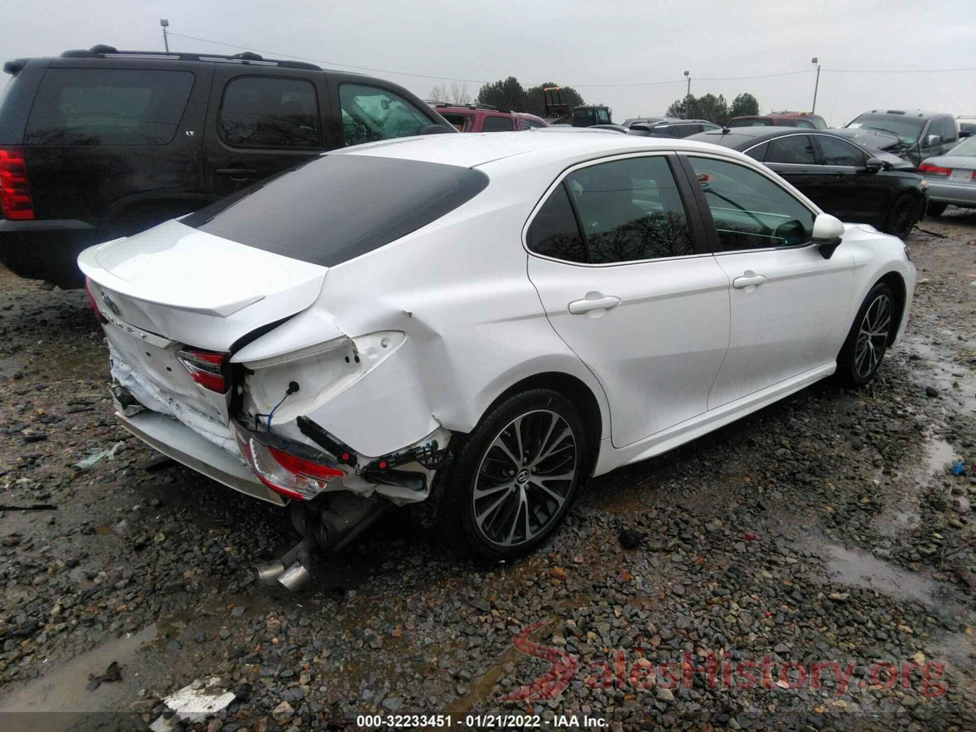 4T1B11HK7JU604376 2018 TOYOTA CAMRY